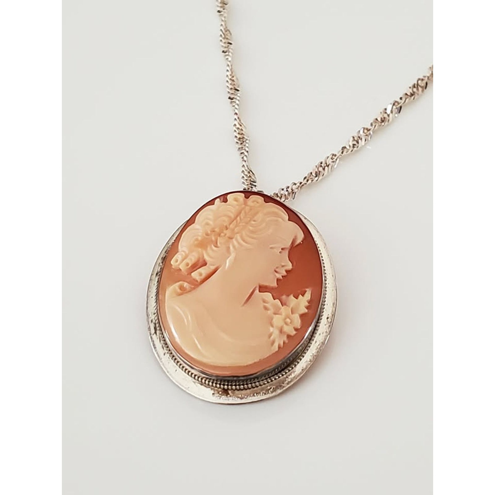 Other Sterling Italian Carved Cameo Brooch Necklace Size ONE SIZE - 1 Thumbnail