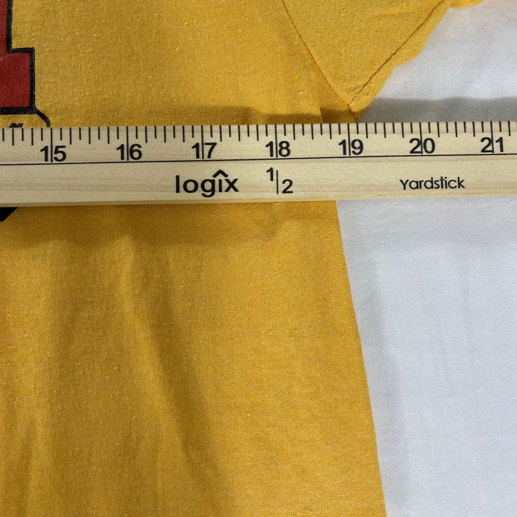 Vintage VINTAGE SCREEN STARS BEST T-Shirt Mens L Yellow Minneapolis Moline Tractor 80s 90s SINGLE STITCHING Graphic Print Crew Neck Short Sleeve Shirt Size US L / EU 52-54 / 3 - 4 Thumbnail