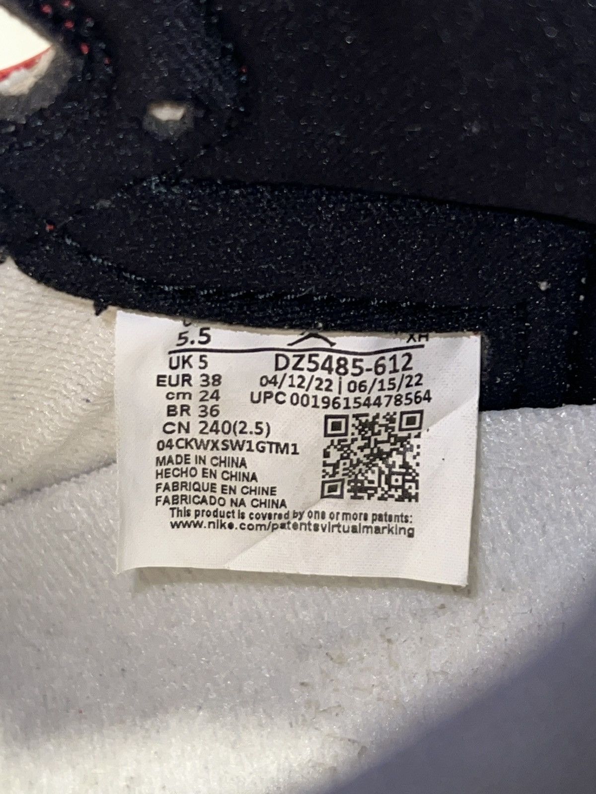 Nike AIR JORDAN 1 RETRO HIGH OG LOST AND FOUND. Size US 5.5 / IT 35.5 - 7 Thumbnail