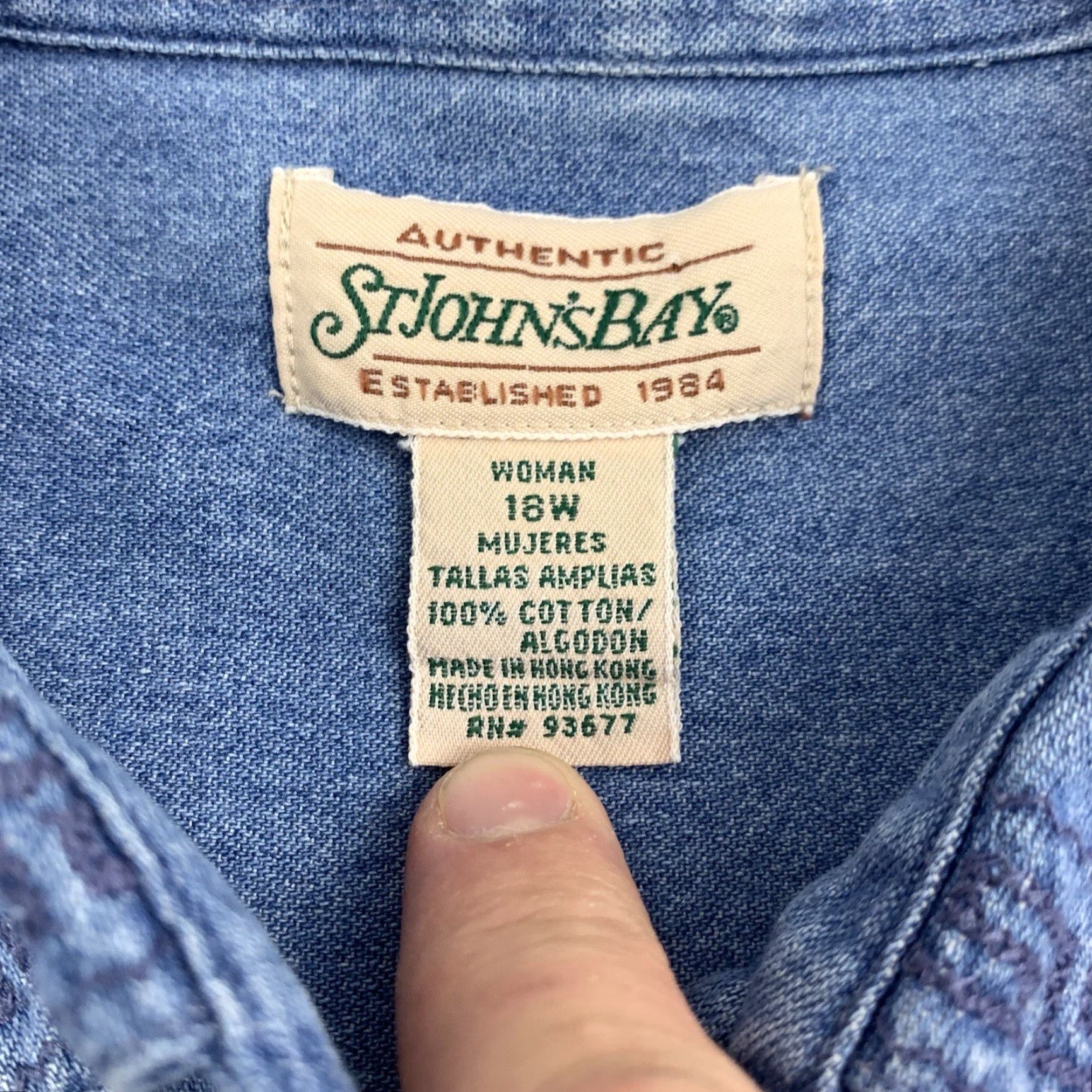 Vintage VINTAGE St. Johns Bay Denim Button Up Shirt Womens 18w Blue Embroidered 90s Y2K Shirt Womens 18w Blue Embroidered 90s Y2K Size XXL / US 16-18 / IT 52-54 - 4 Thumbnail