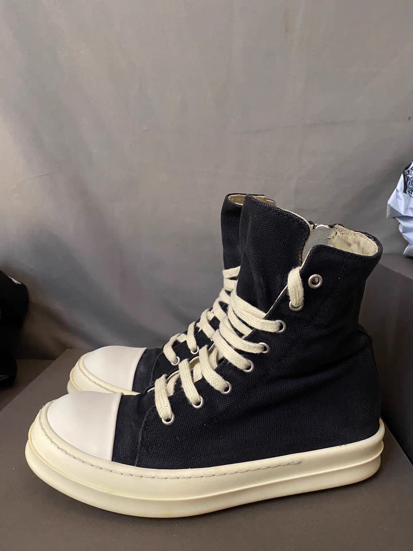 Rick Owens Rick Owens DRKSHDW Canvas Low Top Sneakers Size US 8 / EU 41 - 1 Thumbnail