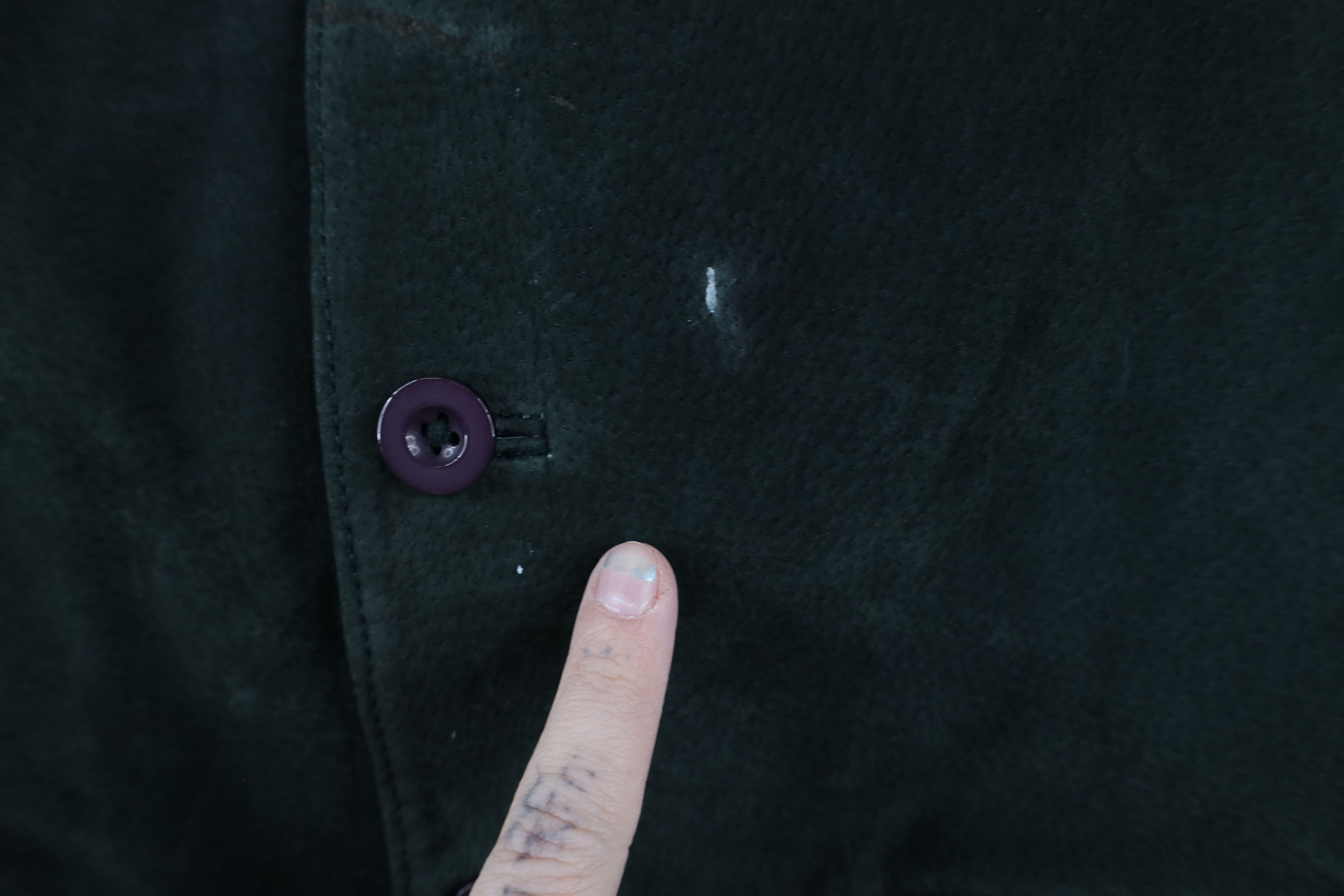 Vintage Vintage 90s Streetwear Buckle Back Suede Leather Vest Green Size US L / EU 52-54 / 3 - 5 Thumbnail