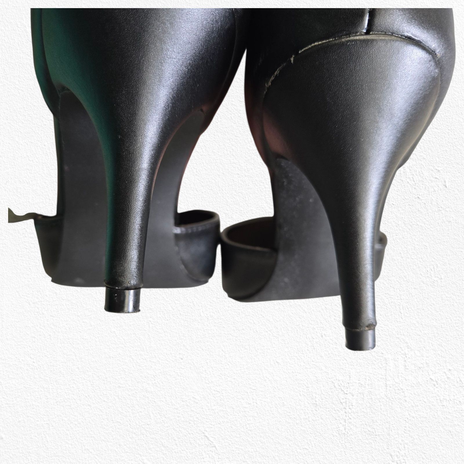 Nicole Miller Nicole Miller Black Pointed Toe Ankle Strap Heels Size 6.5 Size US 6.5 / IT 36.5 - 12 Thumbnail