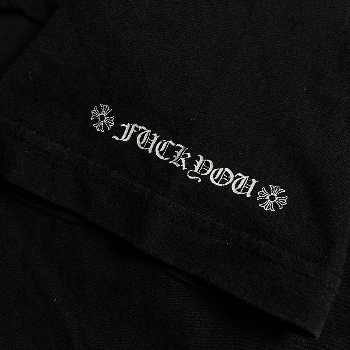 Chrome Hearts Vintage Chrome Hearts Multiple Fleur Logo Tee Size US L / EU 52-54 / 3 - 11 Thumbnail