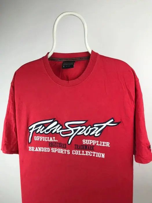 Fubu Fubu T-shirt band tee rap tee size XLarge Size US XL / EU 56 / 4 - 2 Thumbnail