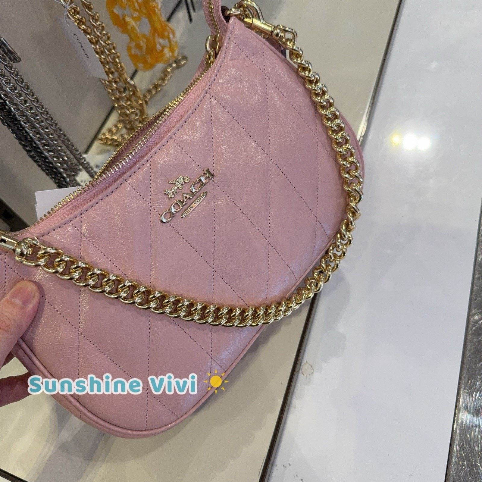 Coach NWT Coach CDY83 Teri Shoulder Bag leather IM/CARNATION Size ONE SIZE - 5 Thumbnail