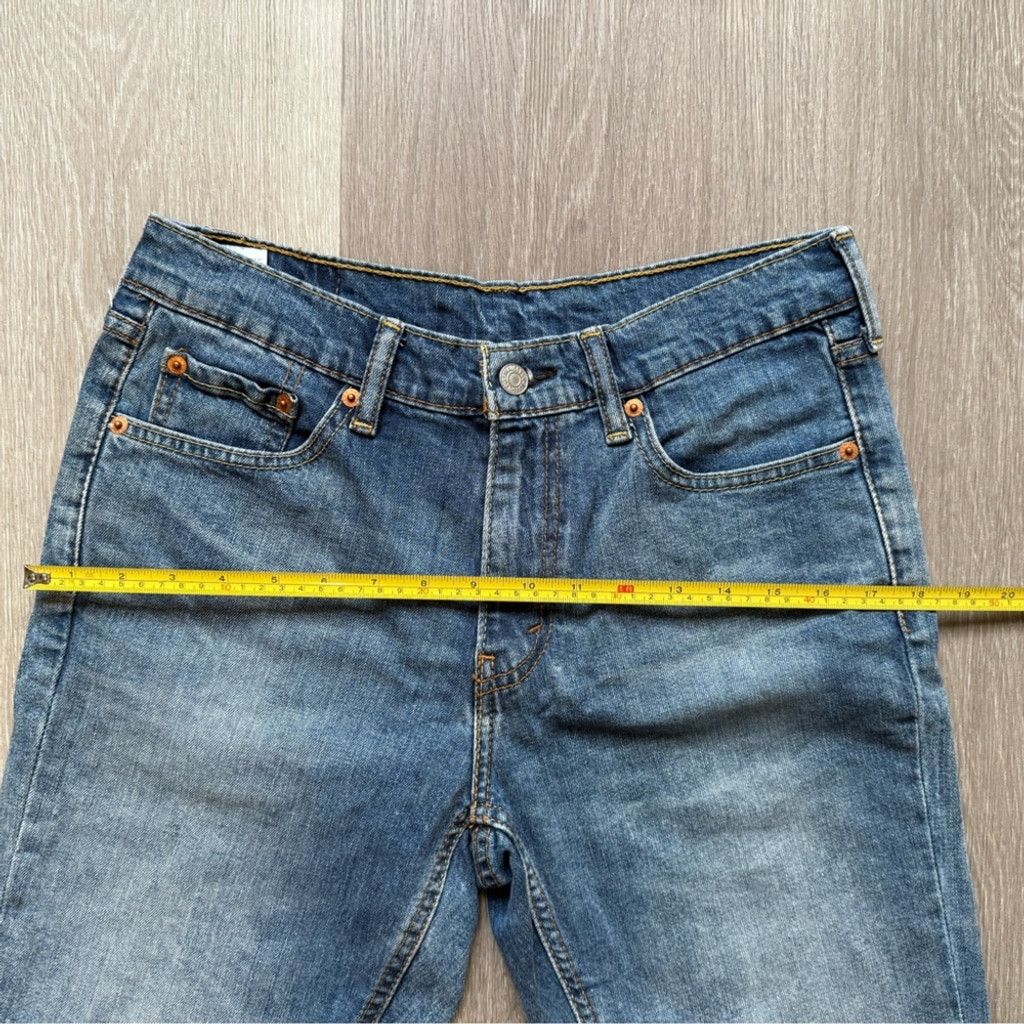 Levi's Levi's Blue Jean Shorts with Classic Denim Style Size 30" / US 8 / IT 44 - 7 Thumbnail