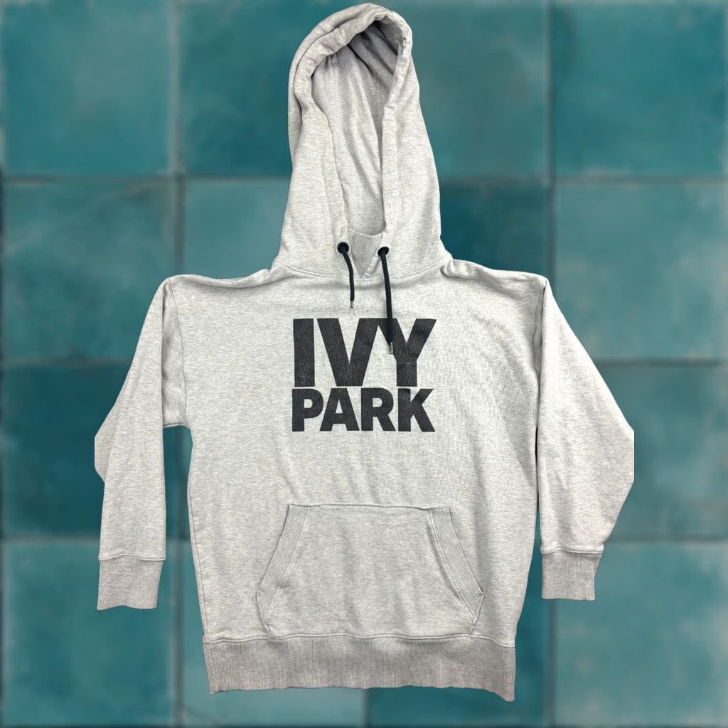 Ivy Park VINTAGE? Ivy Park Adidas Hoodie Women's M Gray Pullover Sweatshirt BIG LOGO Size M / US 6-8 / IT 42-44 - 1 Thumbnail