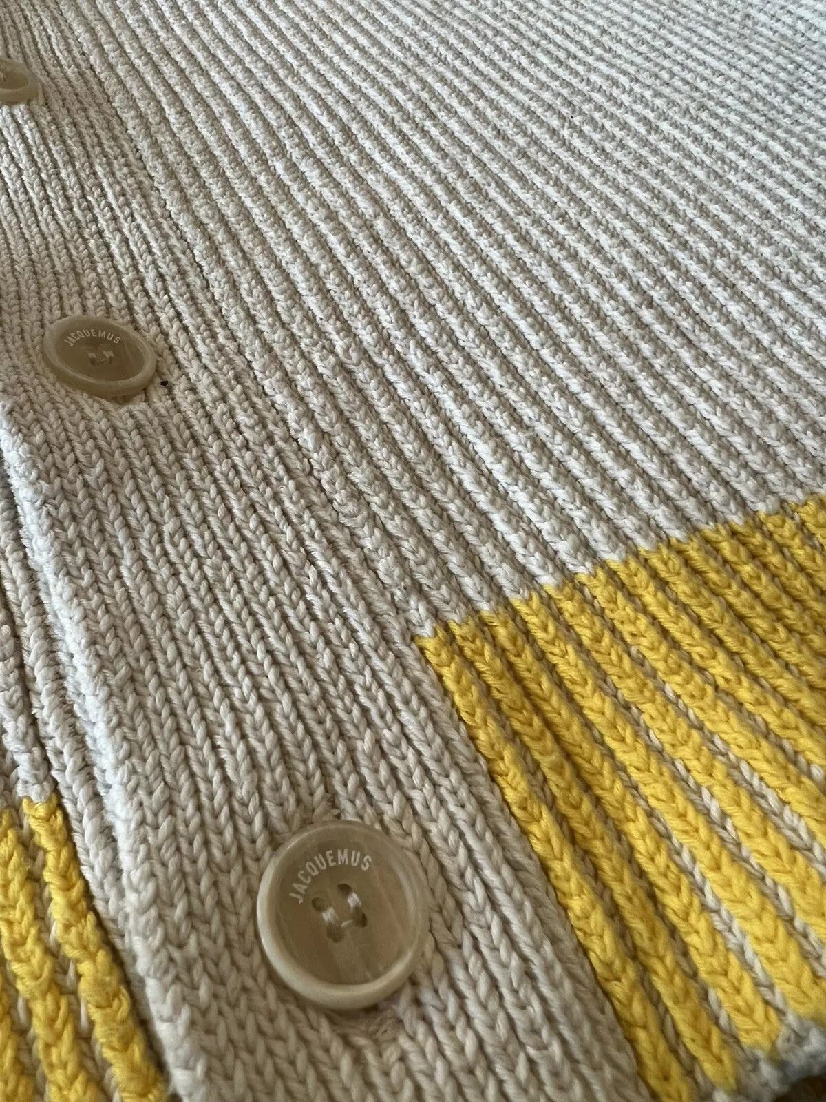 Jacquemus JACQUEMUS "Limone" Ribbed Cardigan Size US XL / EU 56 / 4 - 3 Thumbnail
