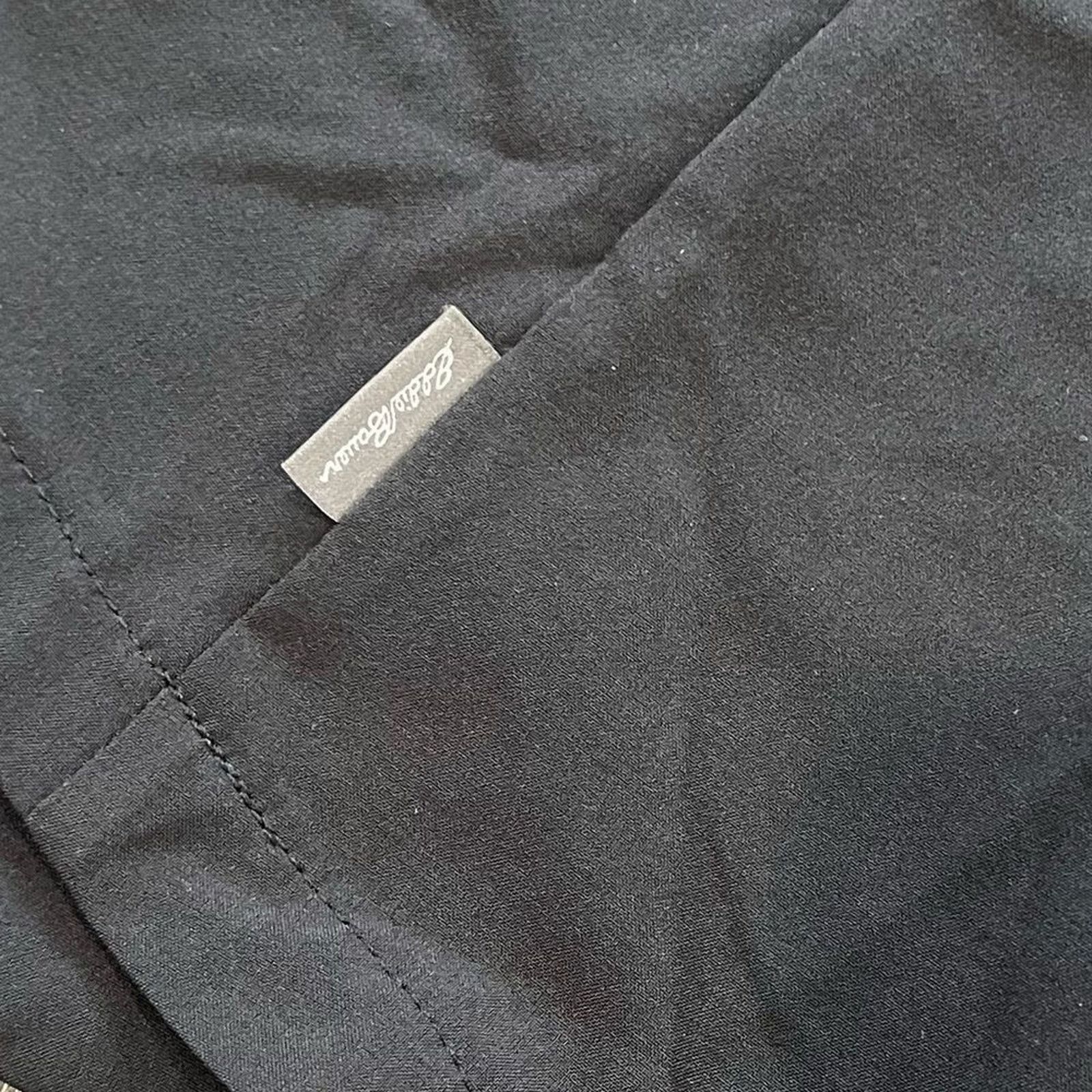 Eddie Bauer NWOT Eddie Bauer Black Short Sleeve V-Neck Athletic Top S Size S / US 4 / IT 40 - 4 Thumbnail