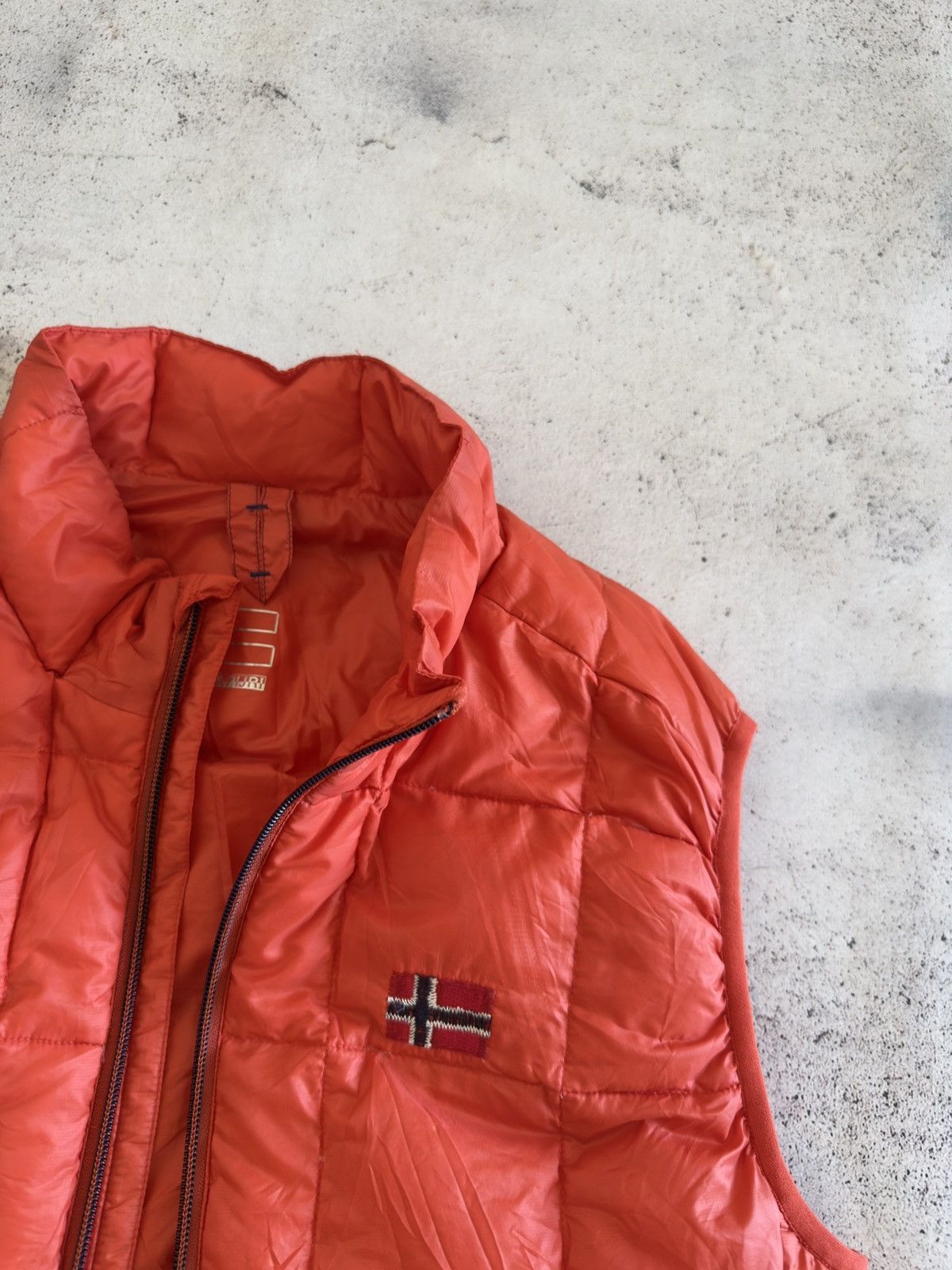 Napapijri Napapijri Down Puffer Vest Size XL Size US XL / EU 56 / 4 - 3 Thumbnail