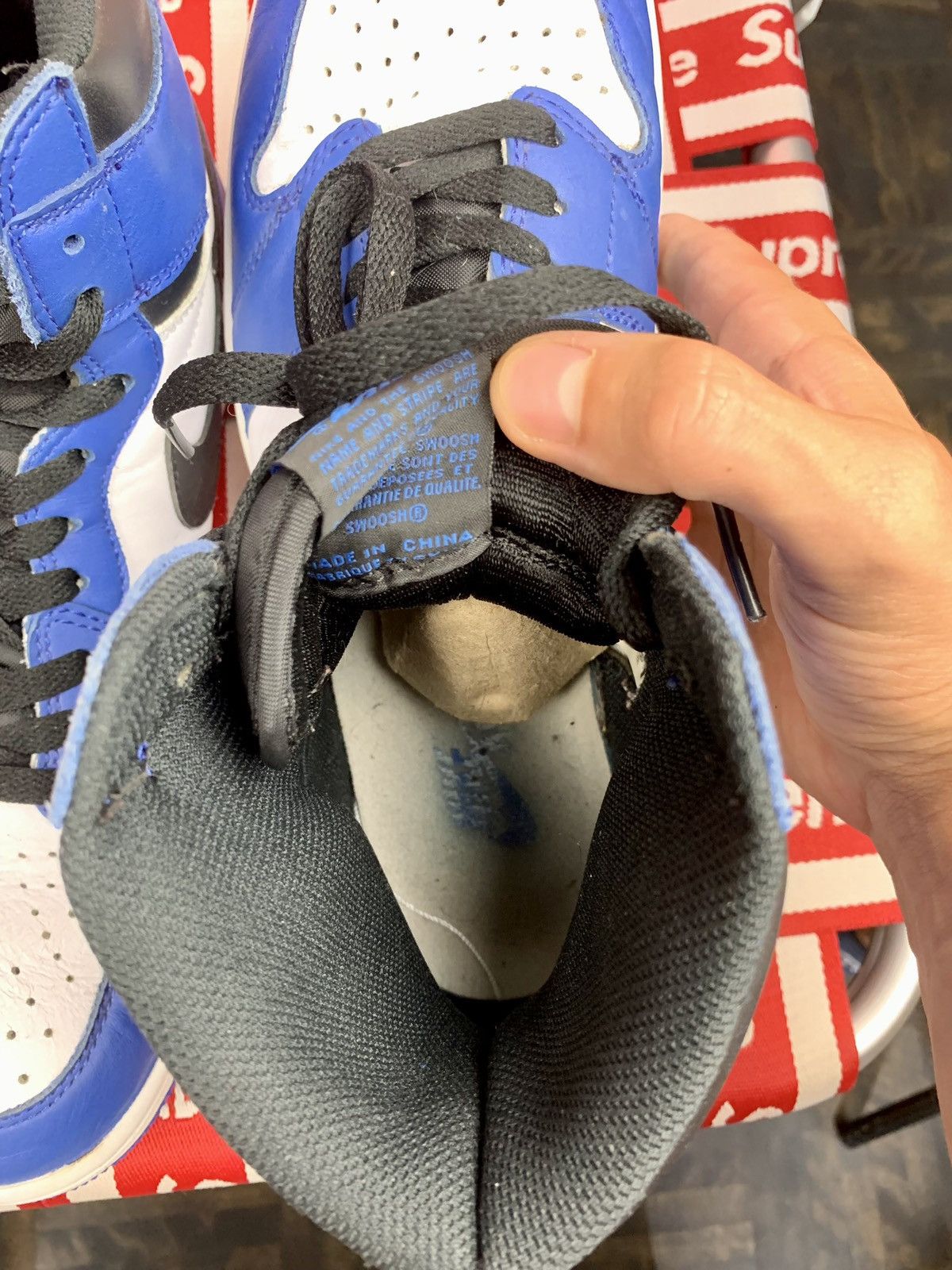 Jordan Brand × Nike Jordan 1 Retro High Game Royal Size 12 Size US 12 / EU 45 - 8 Thumbnail