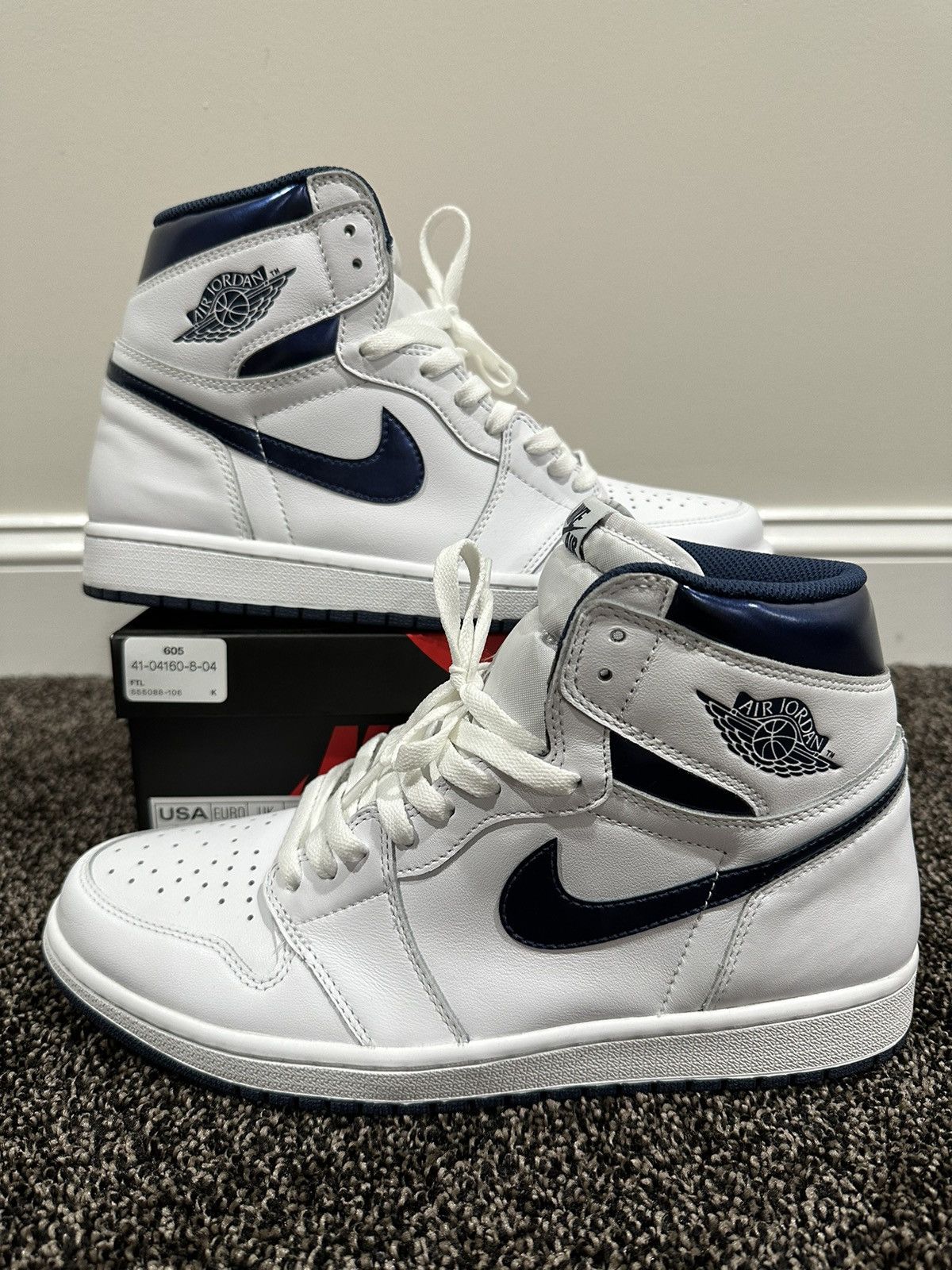 Air Jordan Retro 1 High OG Metallic Navy White Sneakers