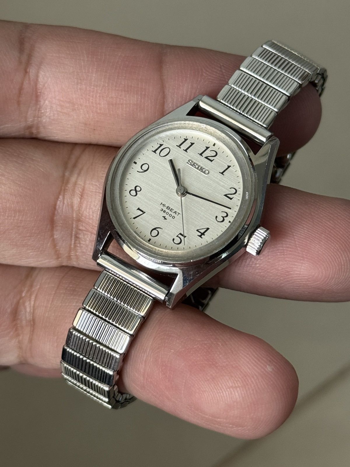 SEIKO HI BEAT 36000 LINEN DIAL LADIES VINTAGE WATCH