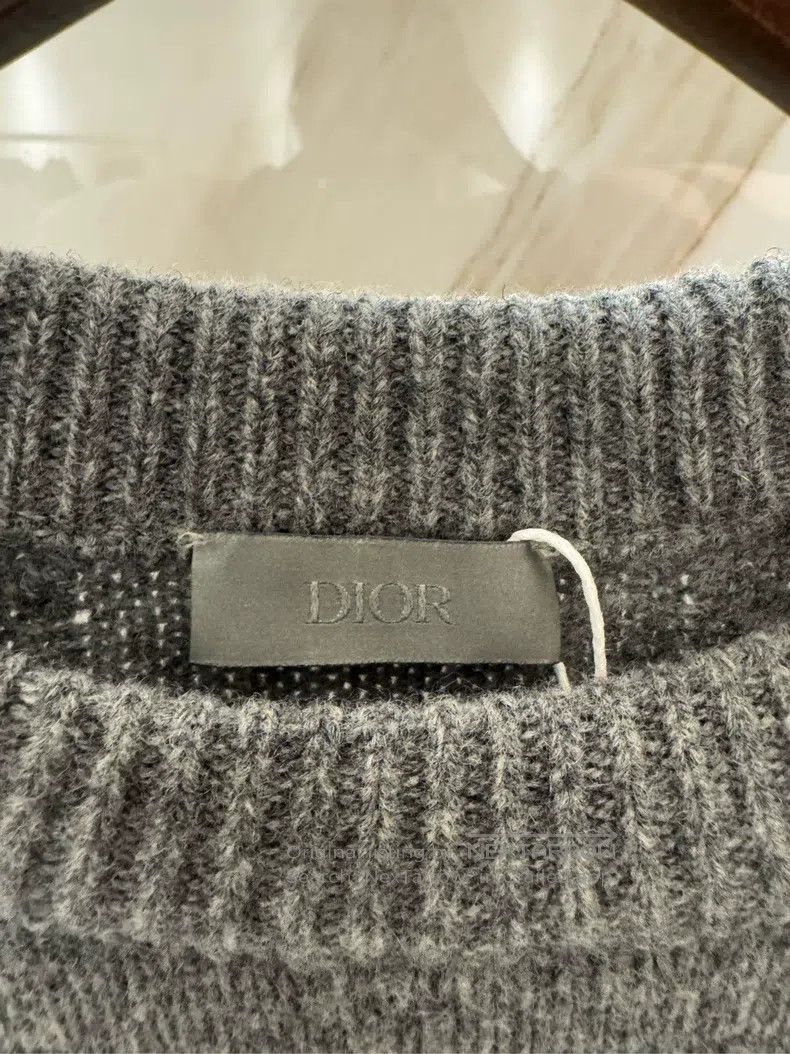 Dior Dior Grey embroidered slogan sweater Size US M / EU 48-50 / 2 - 3 Thumbnail