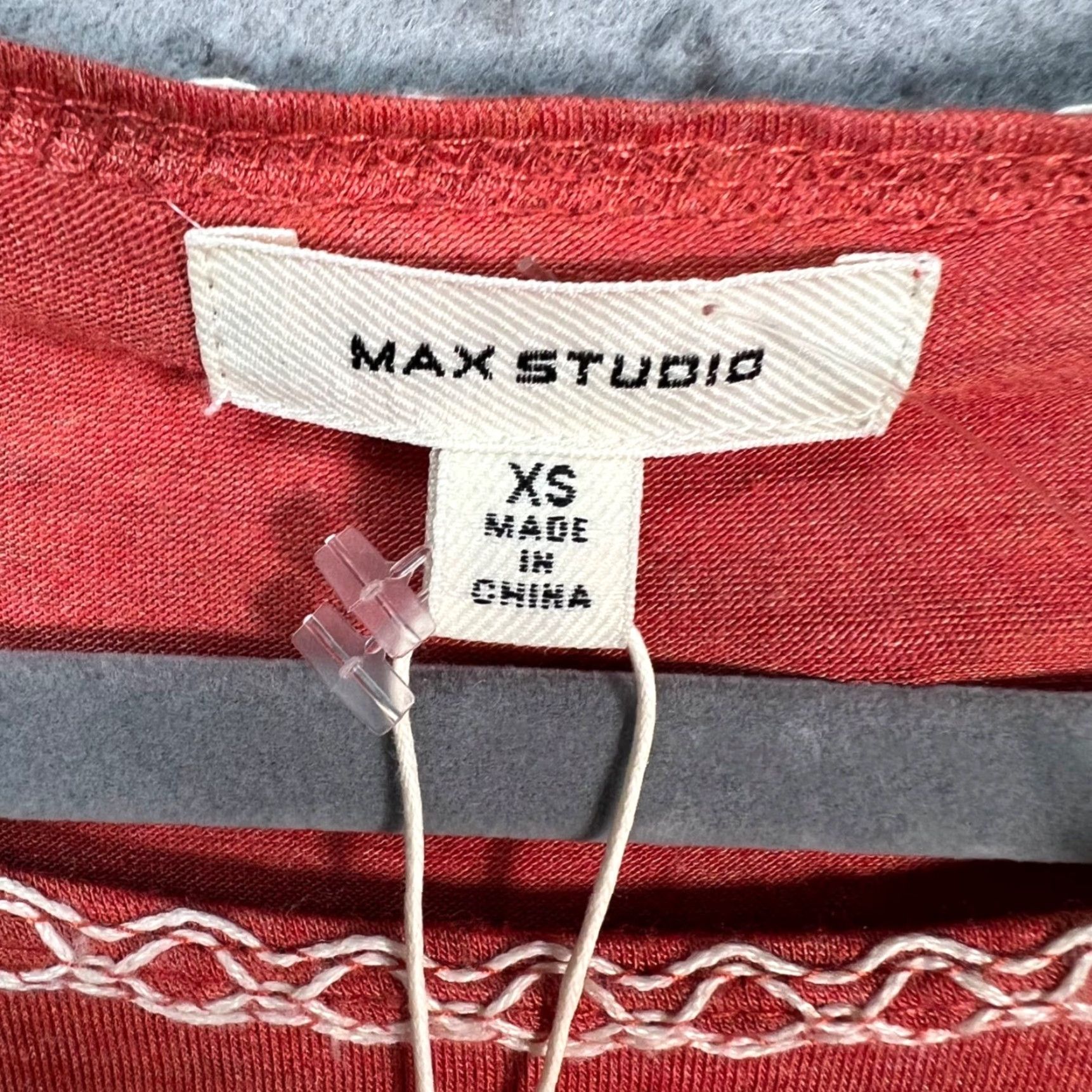 Vintage Max Studio Womens XS Coral Long Sleeve Top Boho Rayon Spandex Blouse w/ Embroidered Trim Crewneck L/S Casual Womens XS Coral Boho Top Size XS / US 0-2 / IT 36-38 - 3 Thumbnail