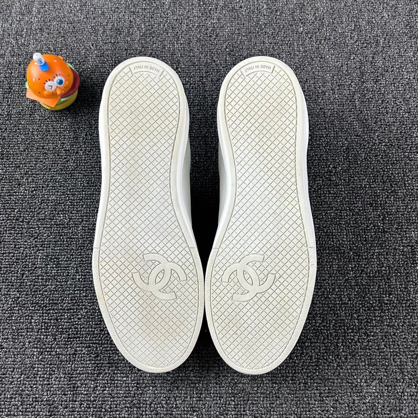Chanel Chanel White Leather Sneakers Women's 37.5 Size US 6.5 / IT 36.5 - 6 Thumbnail
