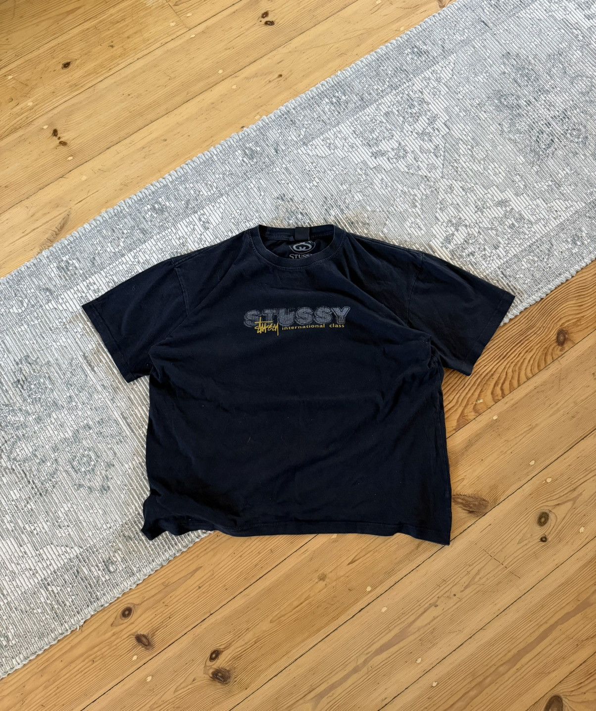 Stussy Vintage Y2K Stussy International T-Shirt Rare Retro Hype Size US M / EU 48-50 / 2 - 1 Thumbnail