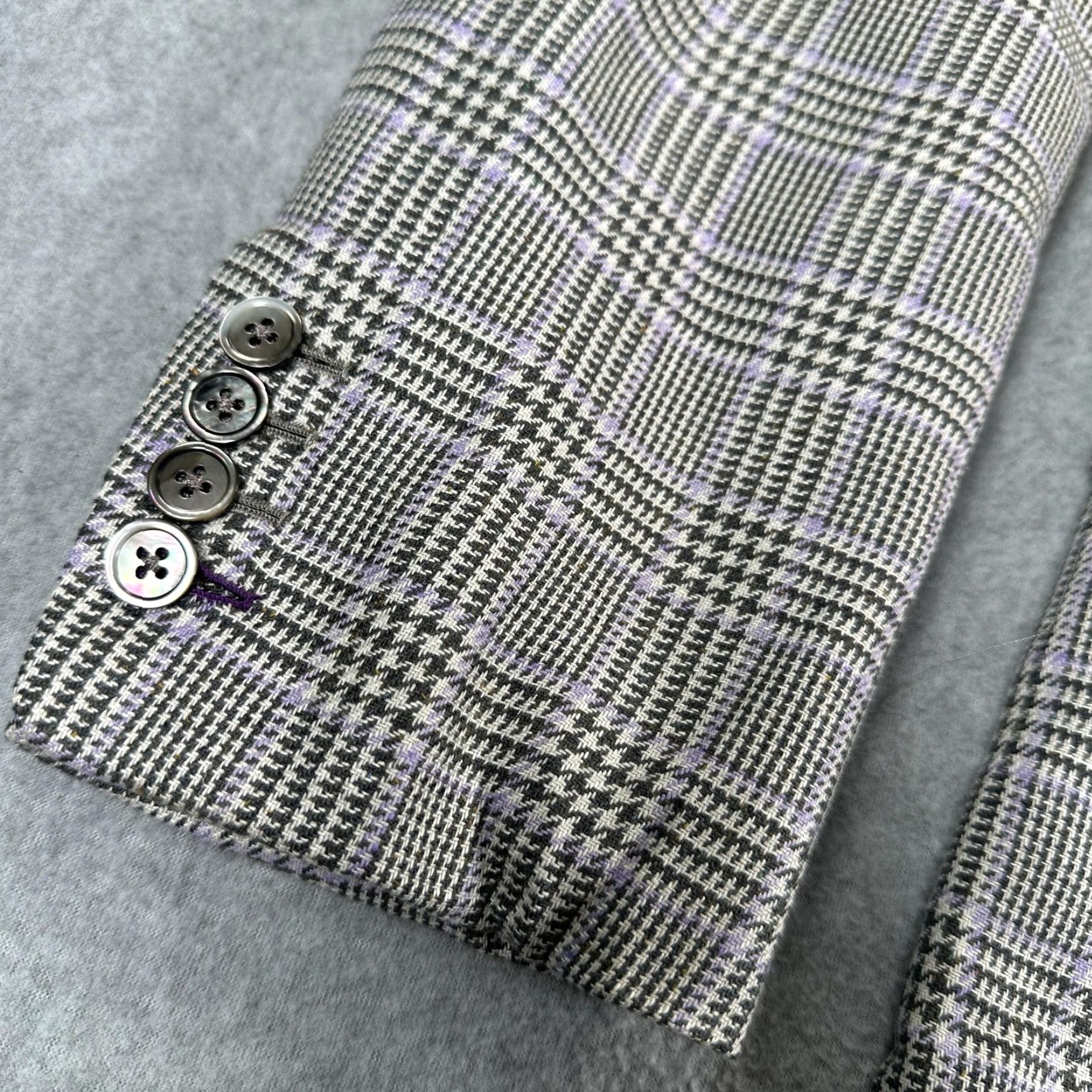 Vintage Oxford Clothes Sport Coat Mens 44 Regular Gray Plaid Classic Two-Button Single-Breasted Notch Lapel Inner Pockets Size US S / EU 44-46 / 1 - 4 Thumbnail