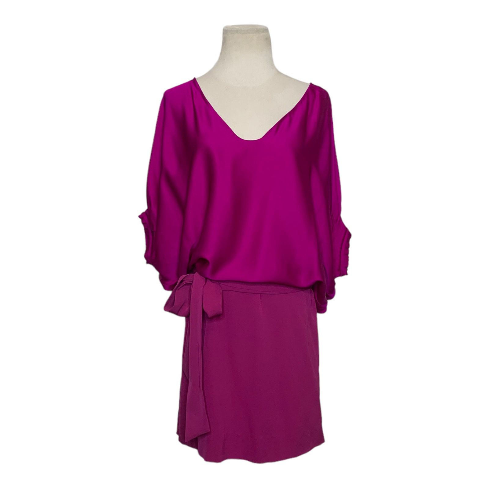 Diane von Furstenberg DVF two tone Edna V neck mini party silk dress size 2 Size XS / US 0-2 / IT 36-38 - 1 Thumbnail