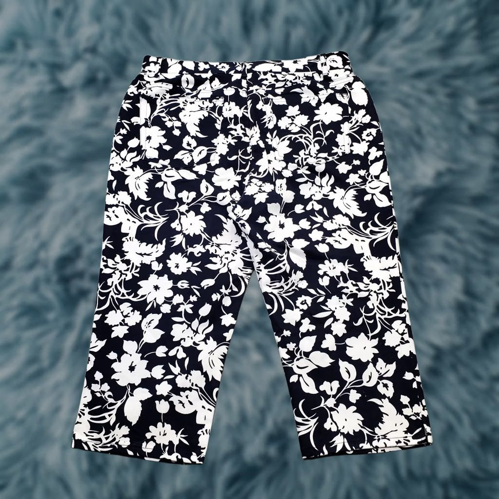 Chaps Chaps Womens 12P Multicolor Floral Outdoor Cropped Pants, Low Waist, Straight Leg, Cotton, Pockets, Petite, Summer, Spring, Women Size 34" / US 12 / IT 48 - 1 Thumbnail