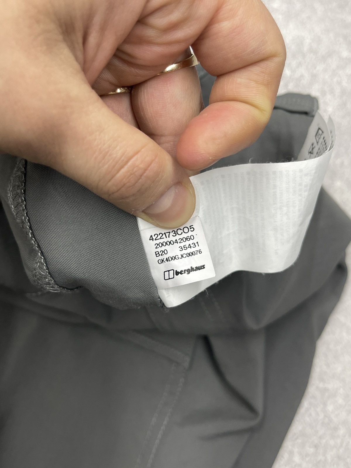 Berghaus Mens Berghaus Nylon Cargo Pants Grey Outdoor Gorpcore Size L Size US 34 / EU 50 - 13 Thumbnail