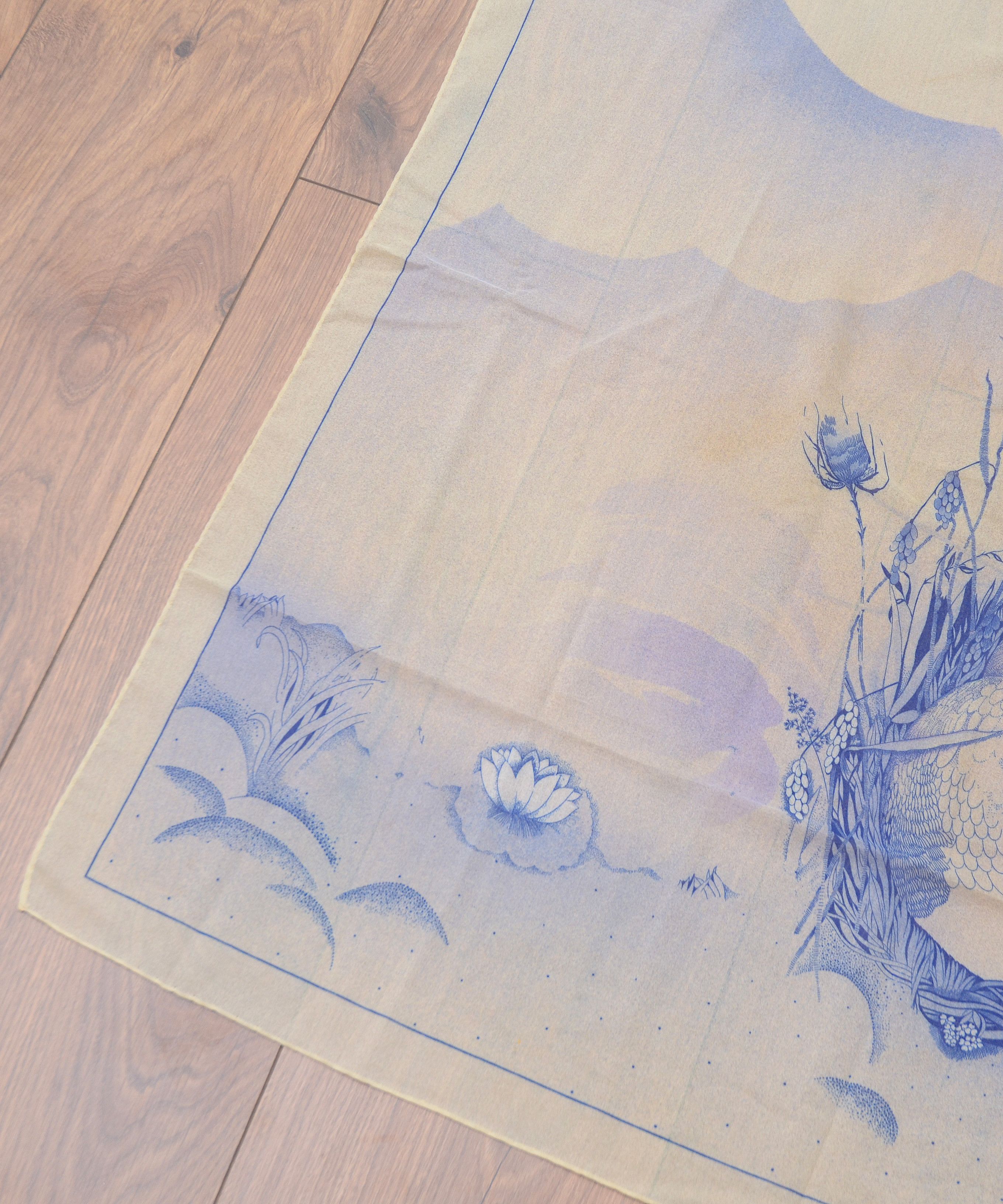 Designer × Vintage Vintage signed Olga Greco Silk scarf Design duck nature Size ONE SIZE - 4 Thumbnail