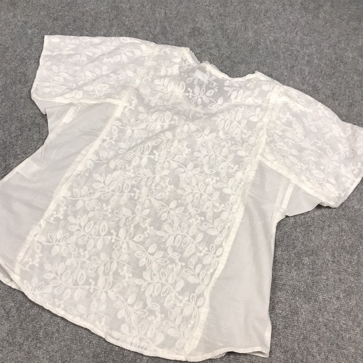 Issey Miyake PLANTATION BY ISSEY MIYAKE EMBROIDERY FLOWER DESIGN Size M / US 6-8 / IT 42-44 - 8 Thumbnail