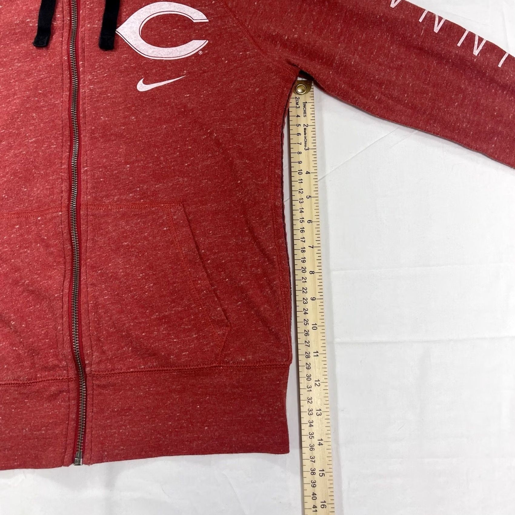 Nike Nike Sz S Hoodie MLB Cincinnati Reds Full Zip Unisex Adults Red Long Sleeve Zip Hoodie Sportswear Front Zip Nike NHL MLB Reds 90s? Size US S / EU 44-46 / 1 - 6 Thumbnail