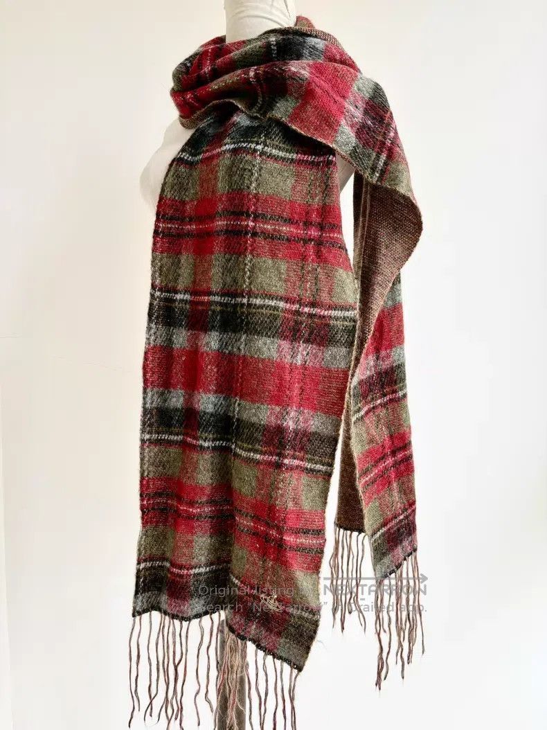 Vivienne Westwood Vivienne Westwood Red and green Christmas plaid Saturn sca Size ONE SIZE - 3 Thumbnail