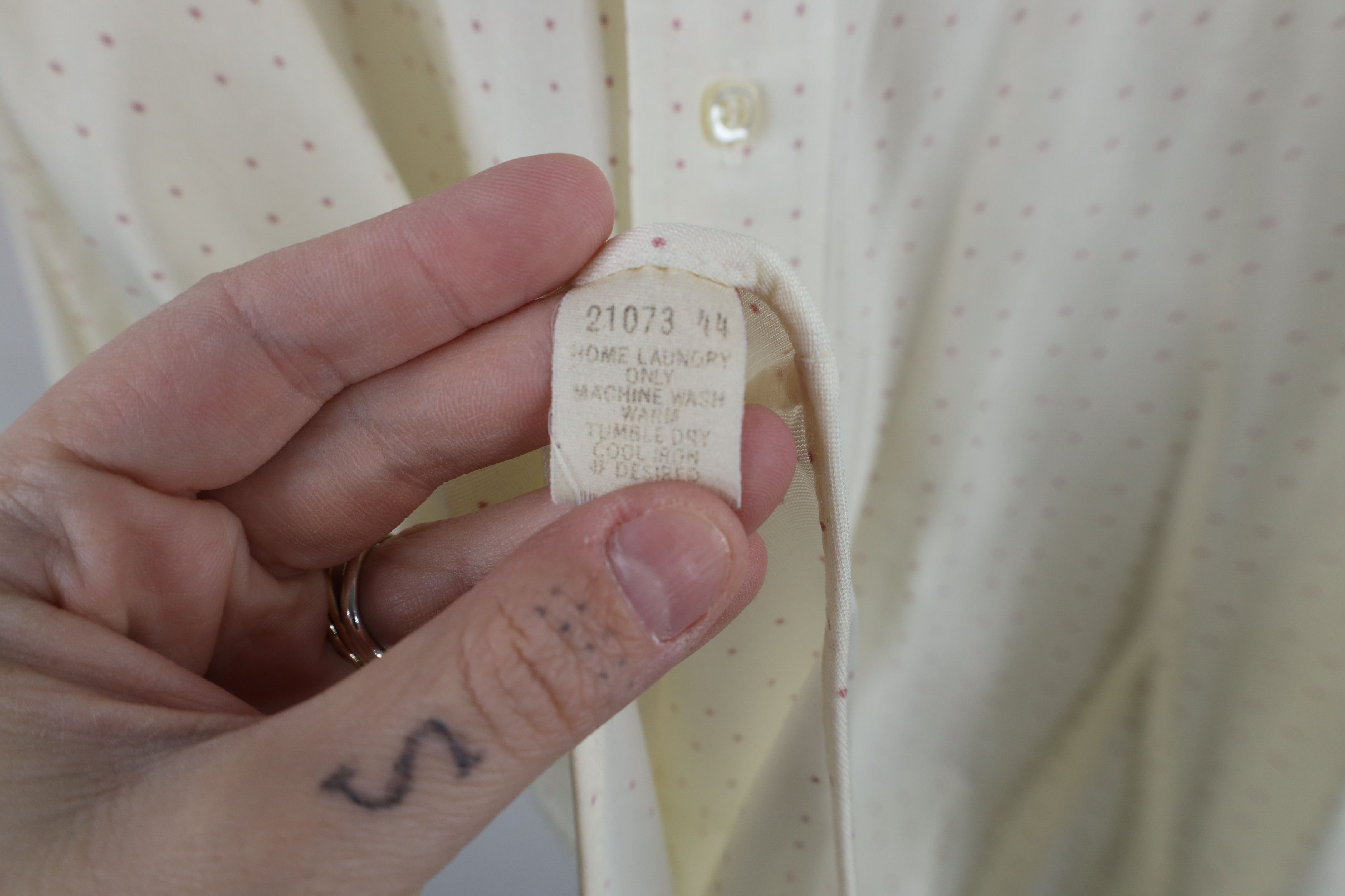 Vintage Vintage 70s Streetwear Dot Knit Short Sleeve Button Shirt Size US M / EU 48-50 / 2 - 6 Thumbnail