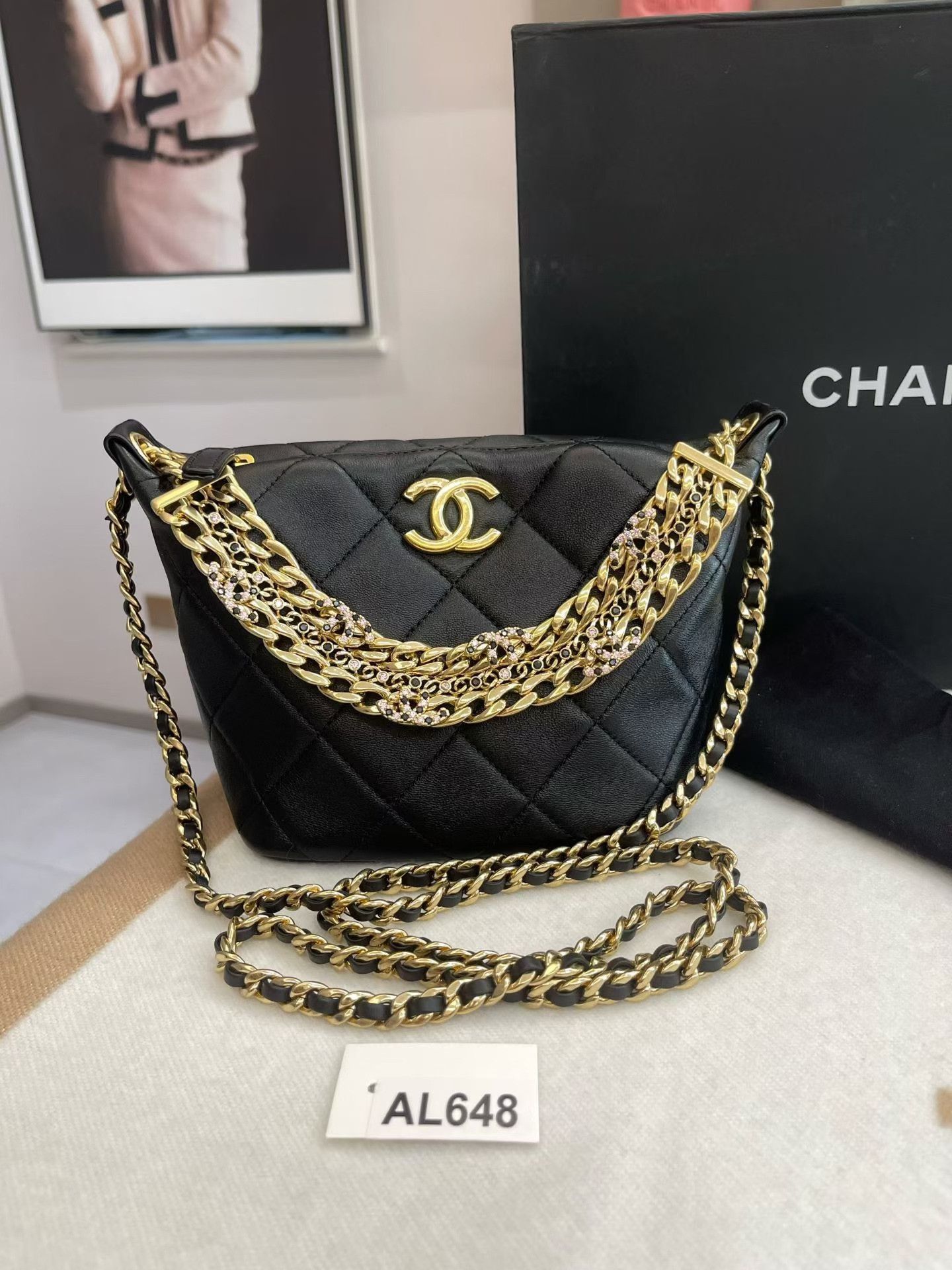 Chanel Pre-loved Bag Very good condition Size ONE SIZE - 1 Thumbnail