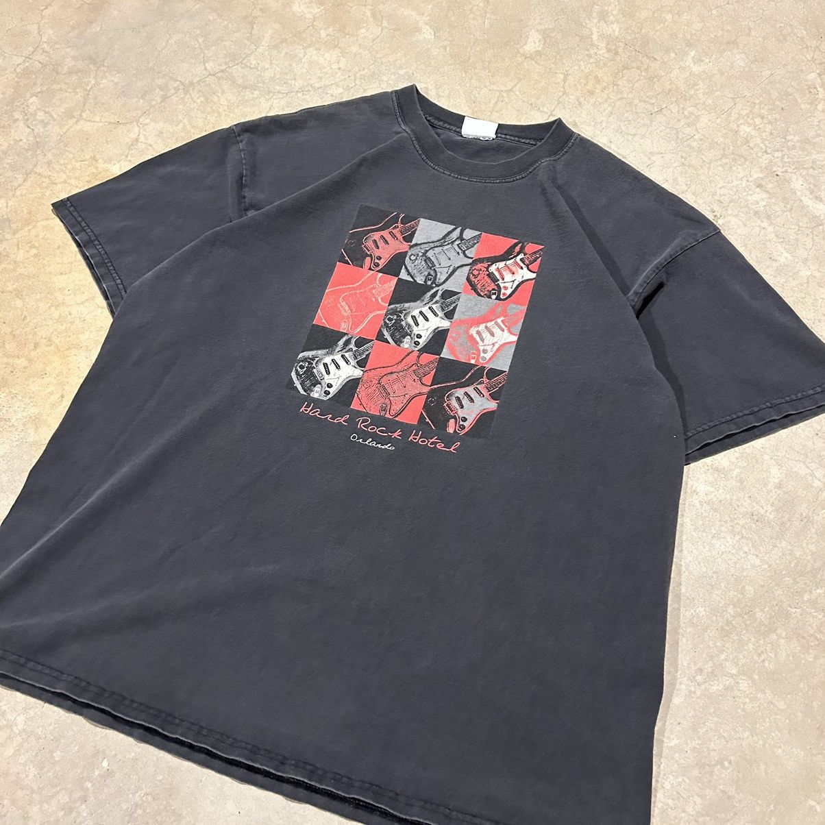 Hard Rock Cafe × Vintage Crazy Vintage Y2K Hard Rock Cafe Andy Warhol Style Tee Size US XL / EU 56 / 4 - 2 Thumbnail
