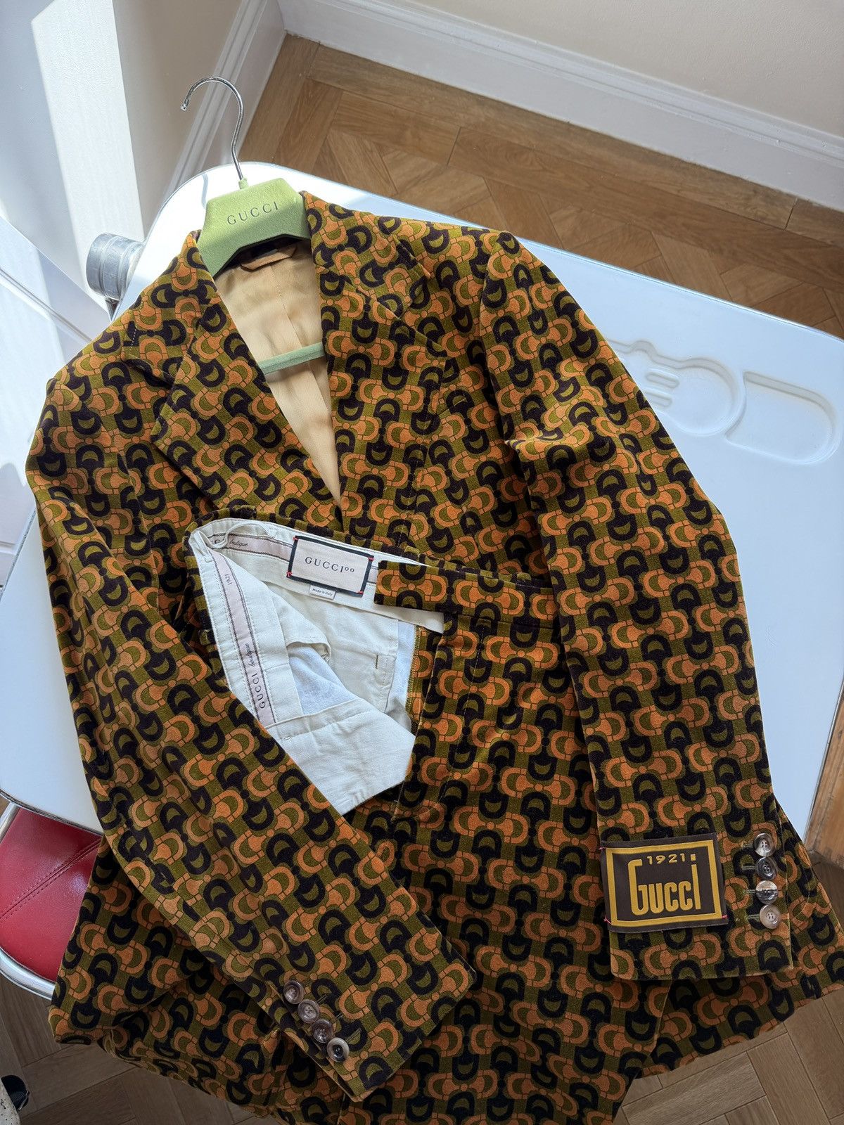 Gucci Gucci 100 Year Anniversary Velvet Horsebit Suit Size 38R - 5 Thumbnail