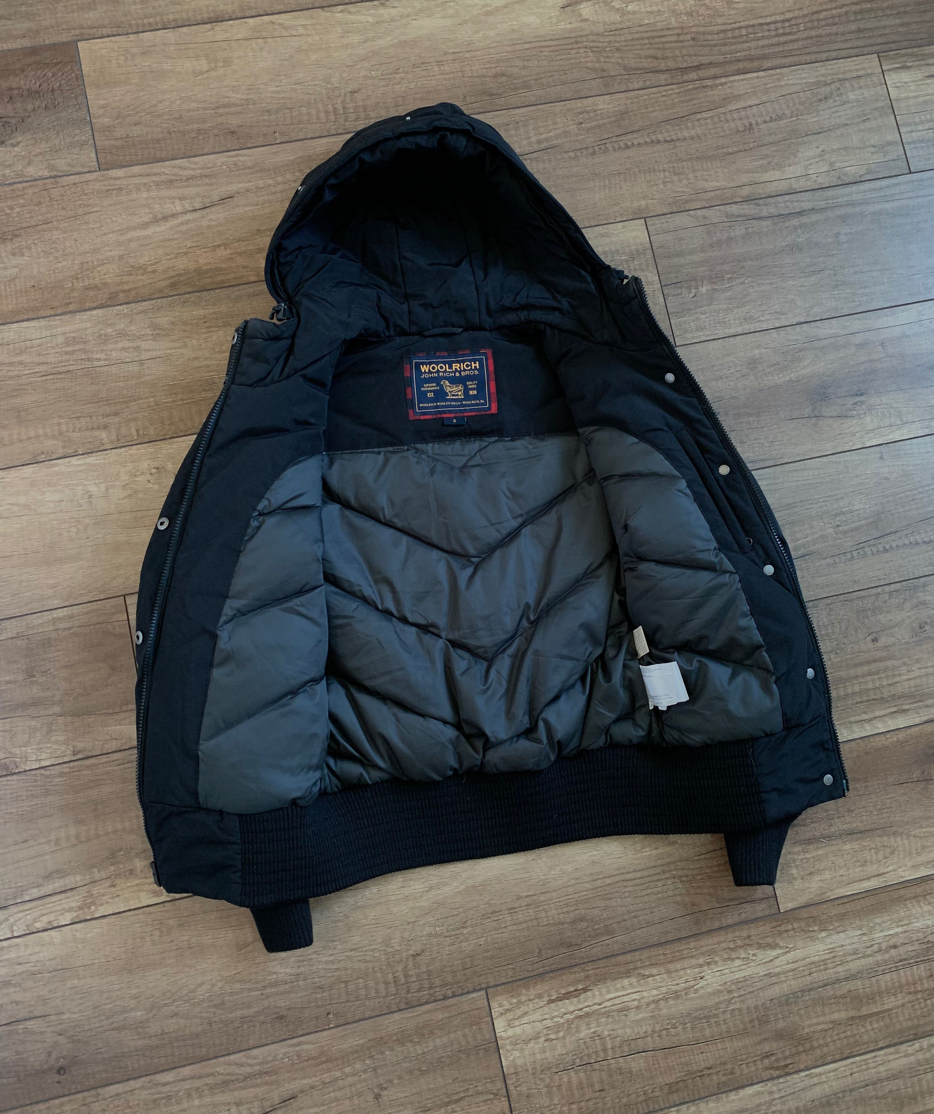 Woolrich Woolen Mills Woolrich Black Down Hooded Bomber Jacket Size S / US 4 / IT 40 - 2 Thumbnail