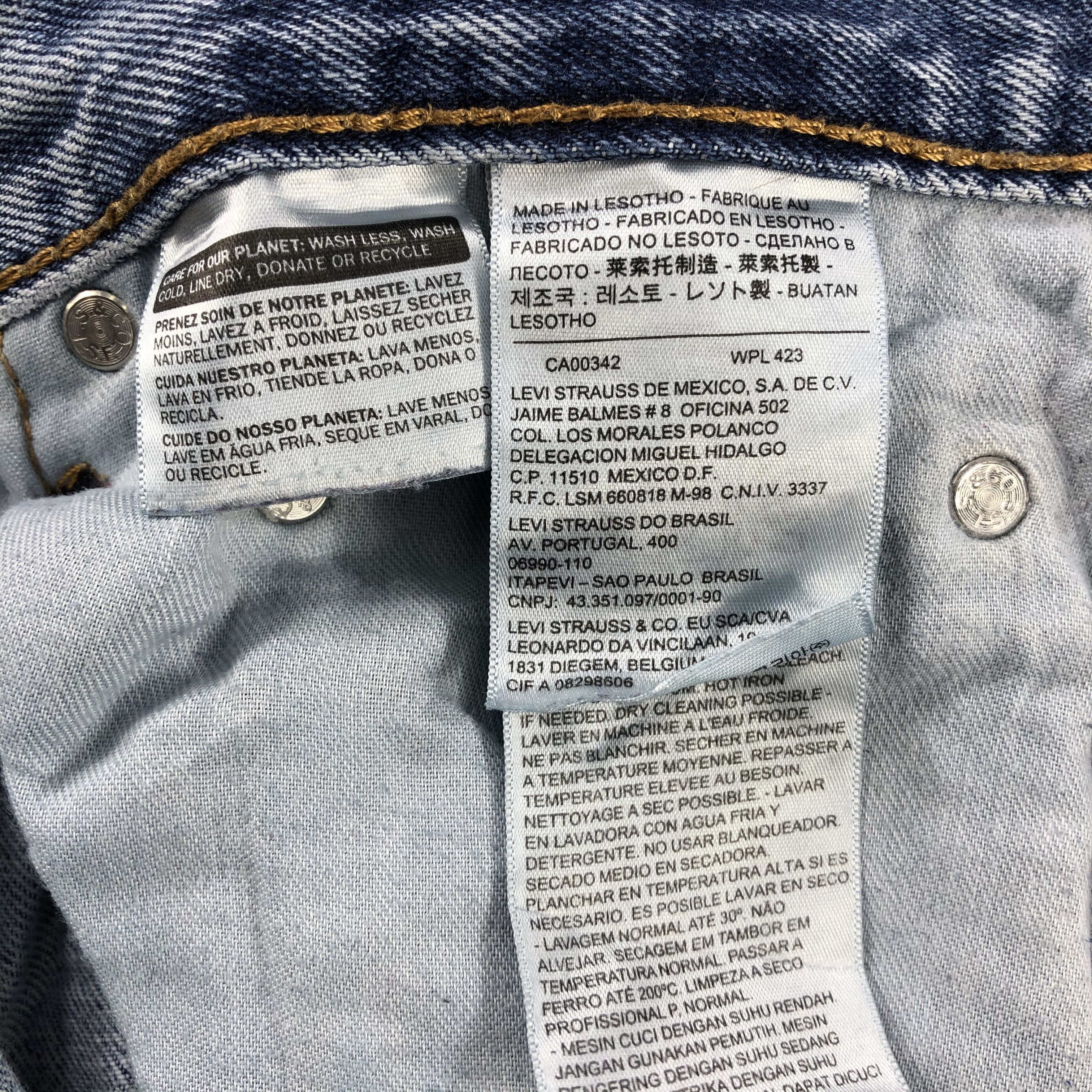 Levi's × Vintage Vintage Blue Wash Levis 550 Jeans-JM3113 Size US 32 / EU 48 - 15 Thumbnail
