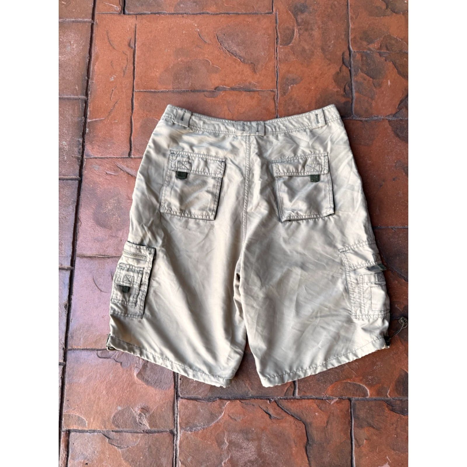Vintage VINTAGE Wise Guy Skate Baggy Cargo Shorts M Mens Beige Cotton Canvas 90s Grunge Skater Hip Hop Pockets Zipper Button Relaxed Inseam 10in Size US 31 - 3 Thumbnail