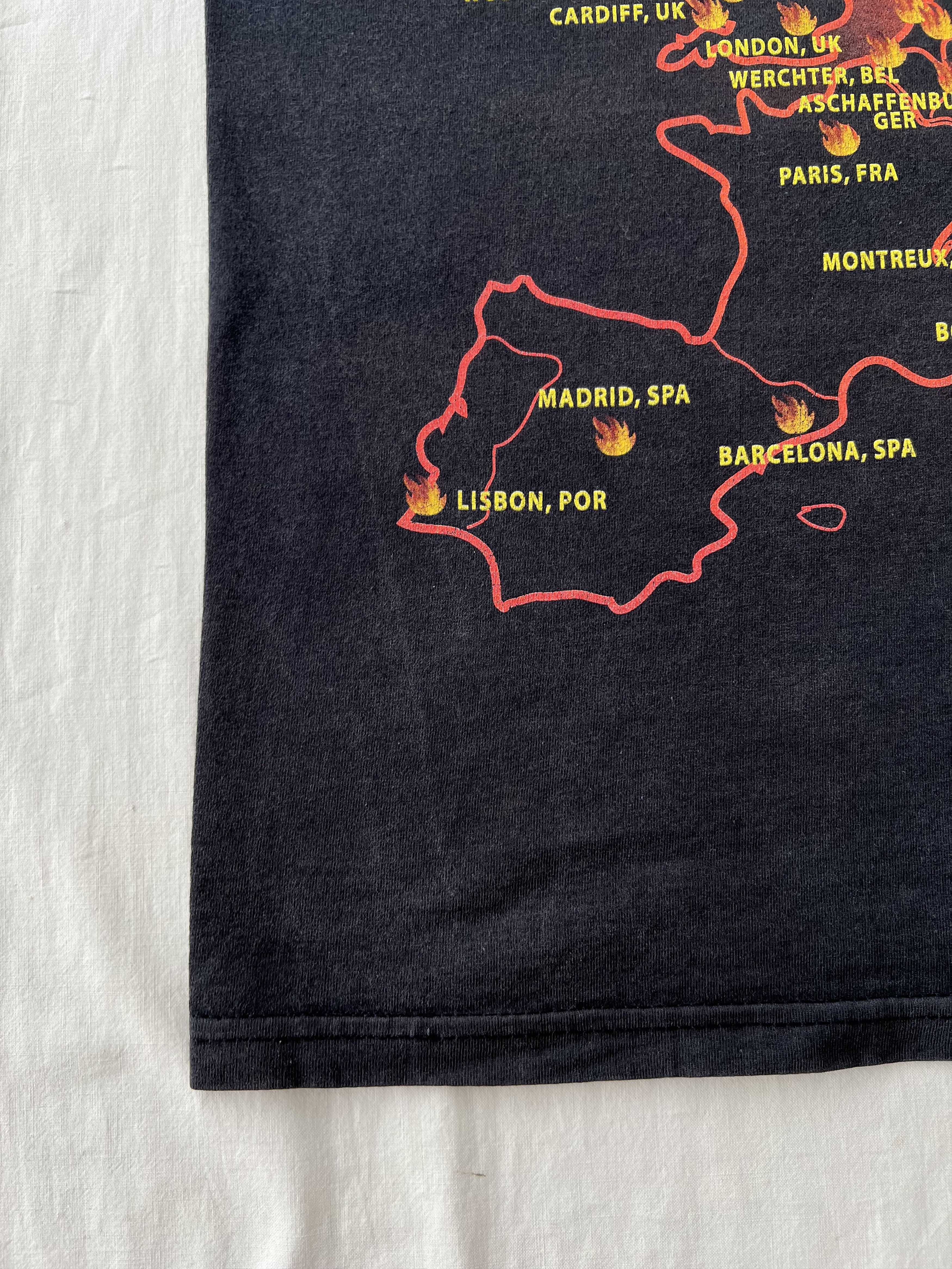 Band Tees Vintage 2005 Audioslave Tour Black T-shirt Size US S / EU 44-46 / 1 - 15 Thumbnail
