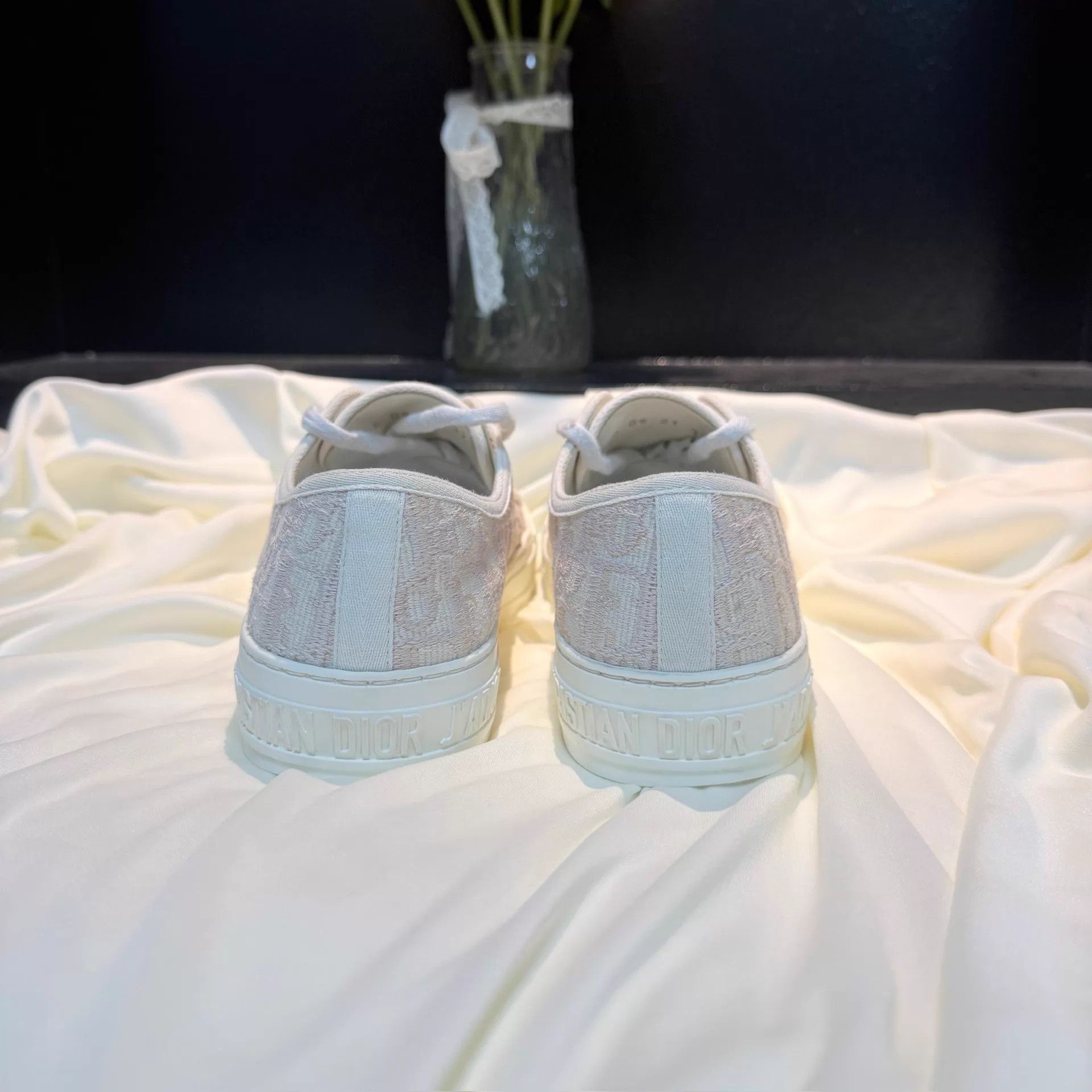 Dior Dior White & Pink DR Full Print Sneaker EUR 37 99 New Size US 6.5 / IT 36.5 - 3 Thumbnail