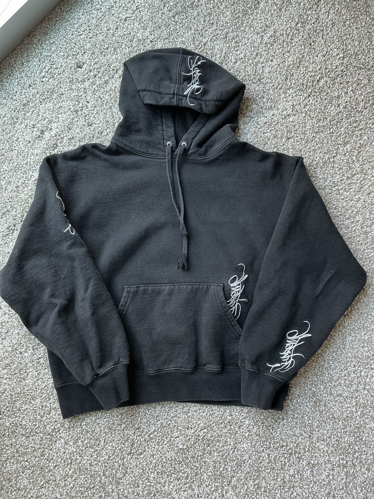 Supreme Supreme Tag Hooded Sweatshirt Black Size Small Size US S / EU 44-46 / 1 - 1 Thumbnail