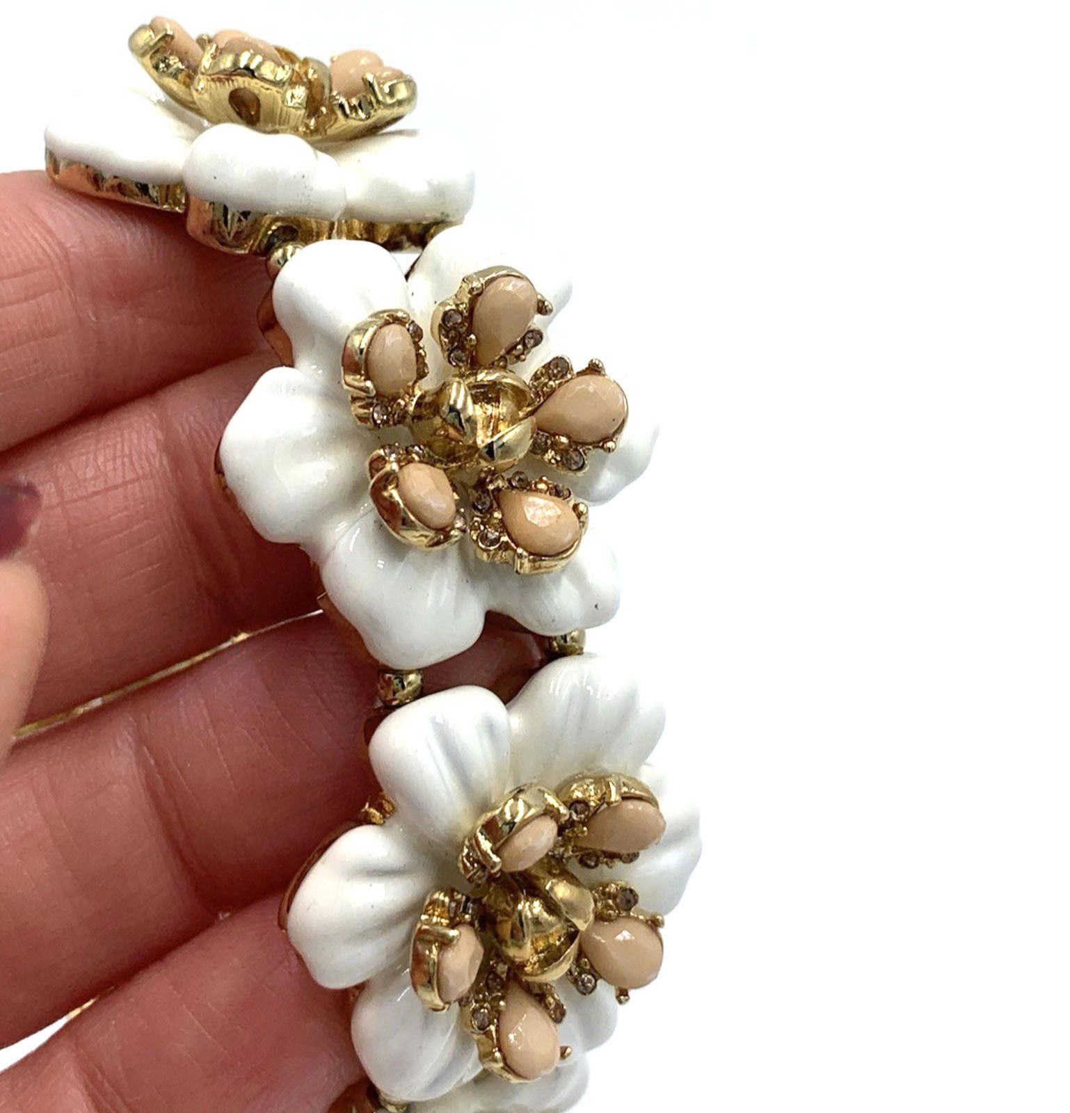 Other Ann Taylor Stretch Enamel Flower Bracelet Earrings Ring Set Size ONE SIZE - 6 Thumbnail