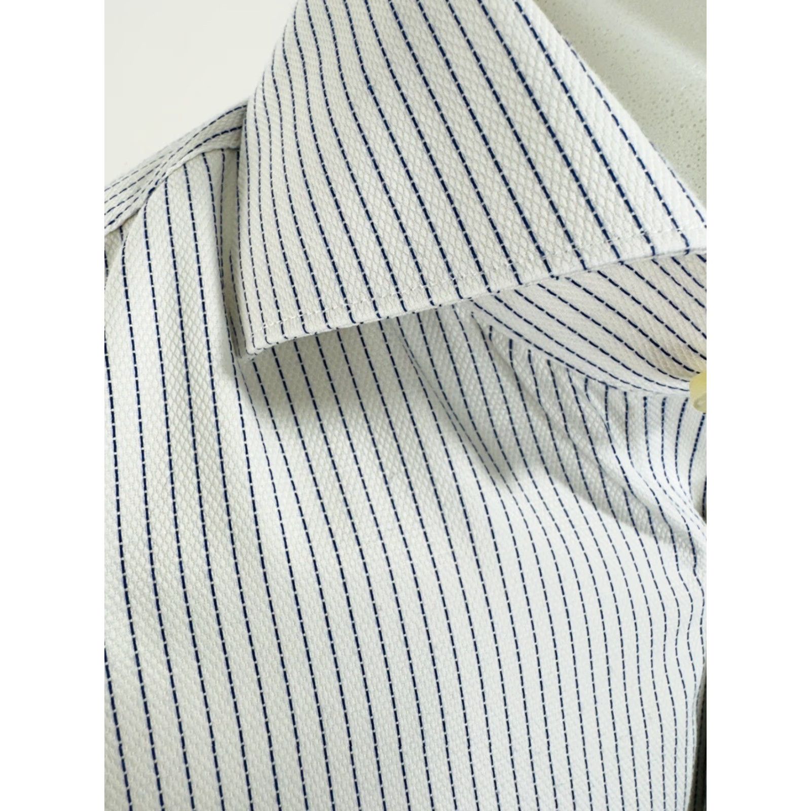 Suitsupply Suitsupply SUIT / TRAVELLER - Striped Mens 38 / 15 - EXTRA SLIM FIT Formal Shirt Shirt Mens 38 Ivory / Blue 90s? Size 38R - 2 Thumbnail