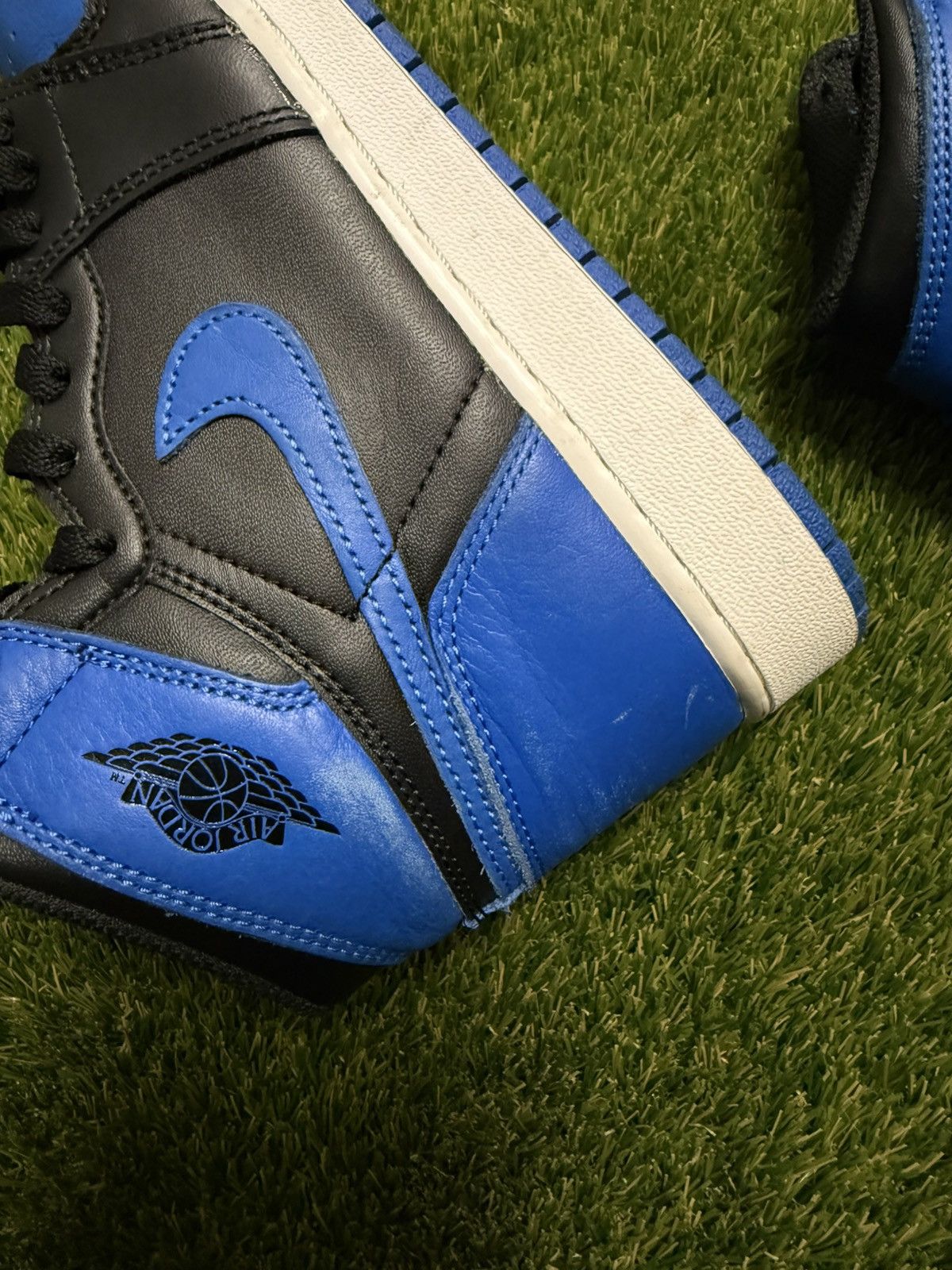 Nike Air Jordan one Royals 2017 Size US 6 / EU 39 - 7 Thumbnail