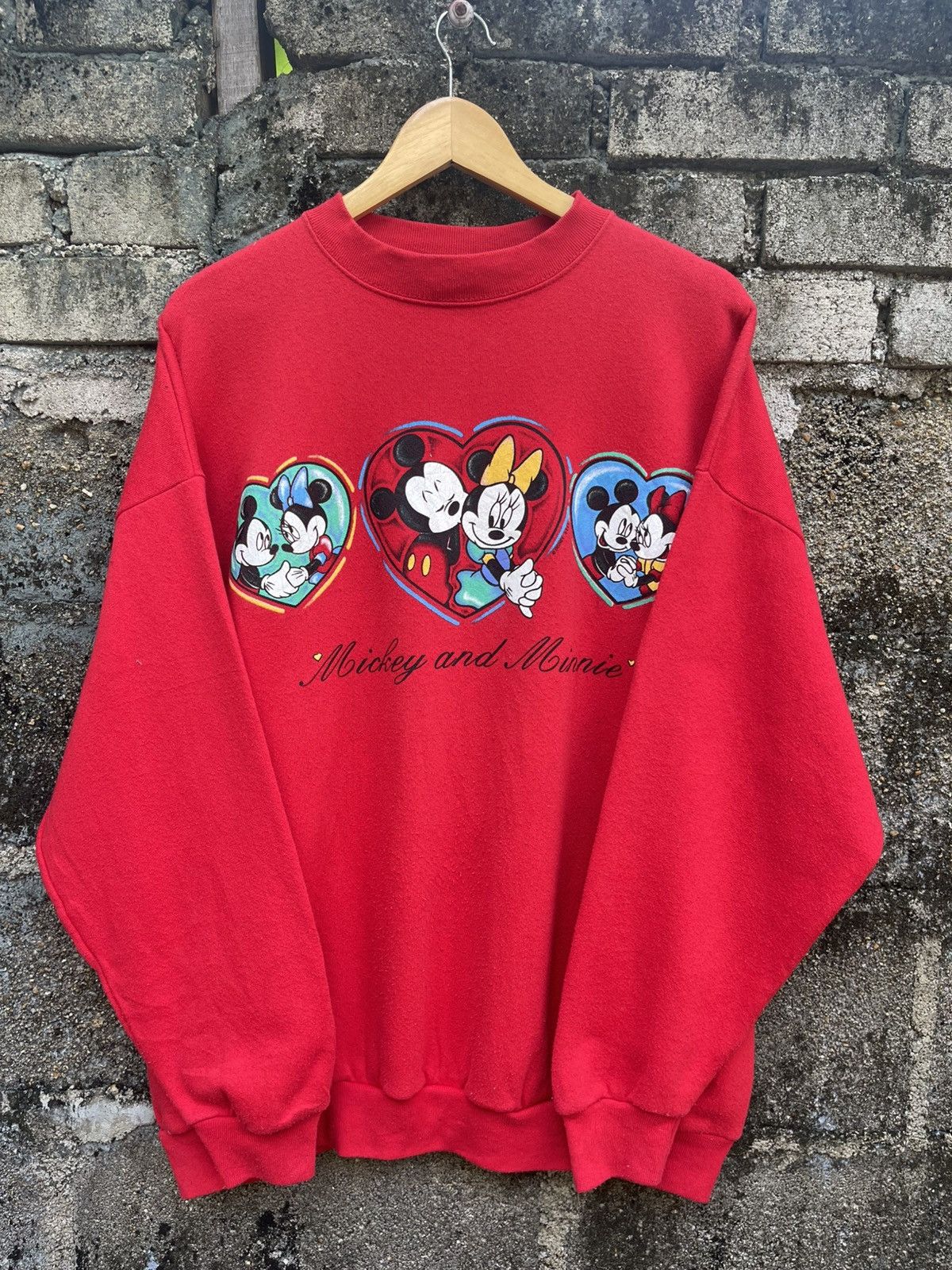 Vintage Vintage 90s Disney Mickey Unlimited Sweatshirt Made in Usa Size US M / EU 48-50 / 2 - 1 Thumbnail