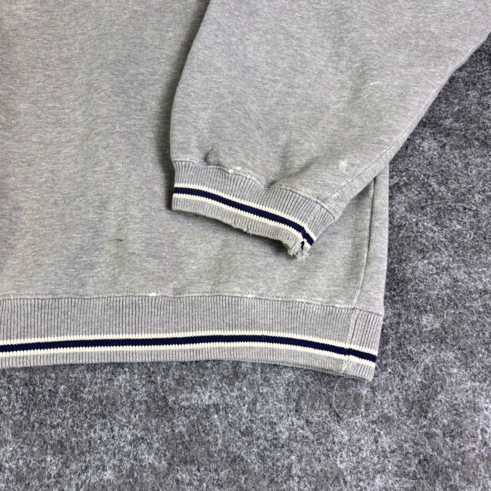 Disney VINTAGE Disney Store Sweatshirt XL Gray Eeyore Embroidered 90s Y2K Size US XL / EU 56 / 4 - 6 Thumbnail