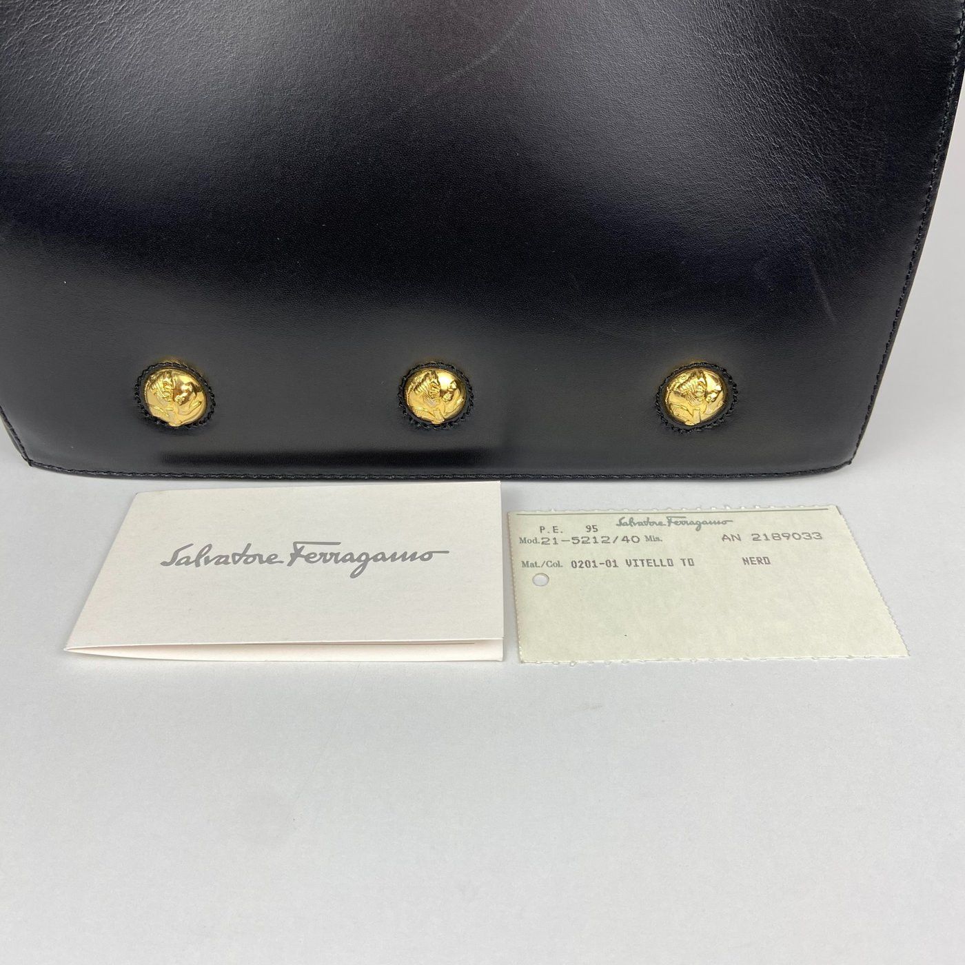 Salvatore Ferragamo Salvatore Ferragamo Gancini Black Bucket Shoulder Bag Size ONE SIZE - 20 Thumbnail