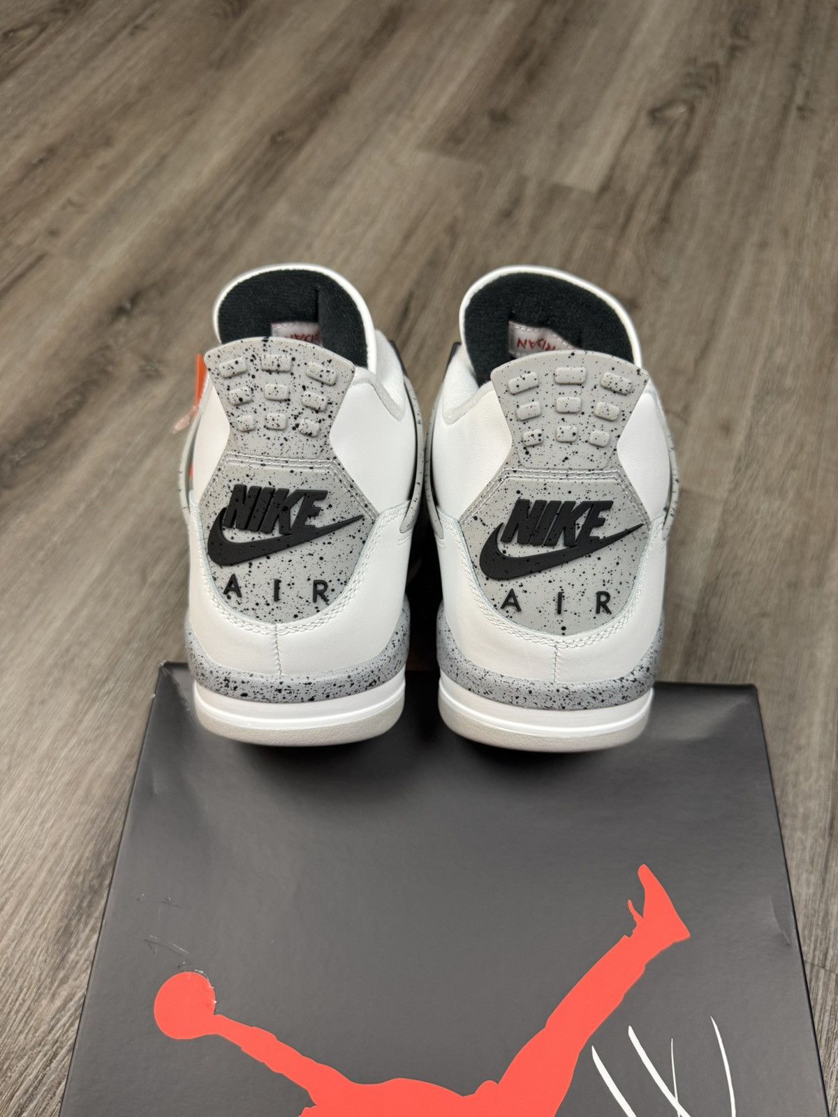 Jordan Brand Jordan 4 Retro White Cement (2025) Size 10.5 Size US 10.5 / EU 43-44 - 4 Thumbnail
