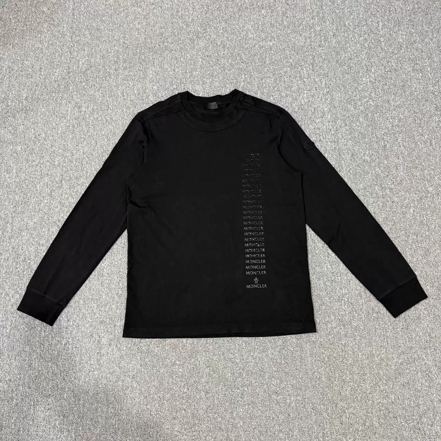 Moncler Moncler New Black Grad Ltr Logo M 99 Sweatshirt Size US M / EU 48-50 / 2 - 1 Thumbnail