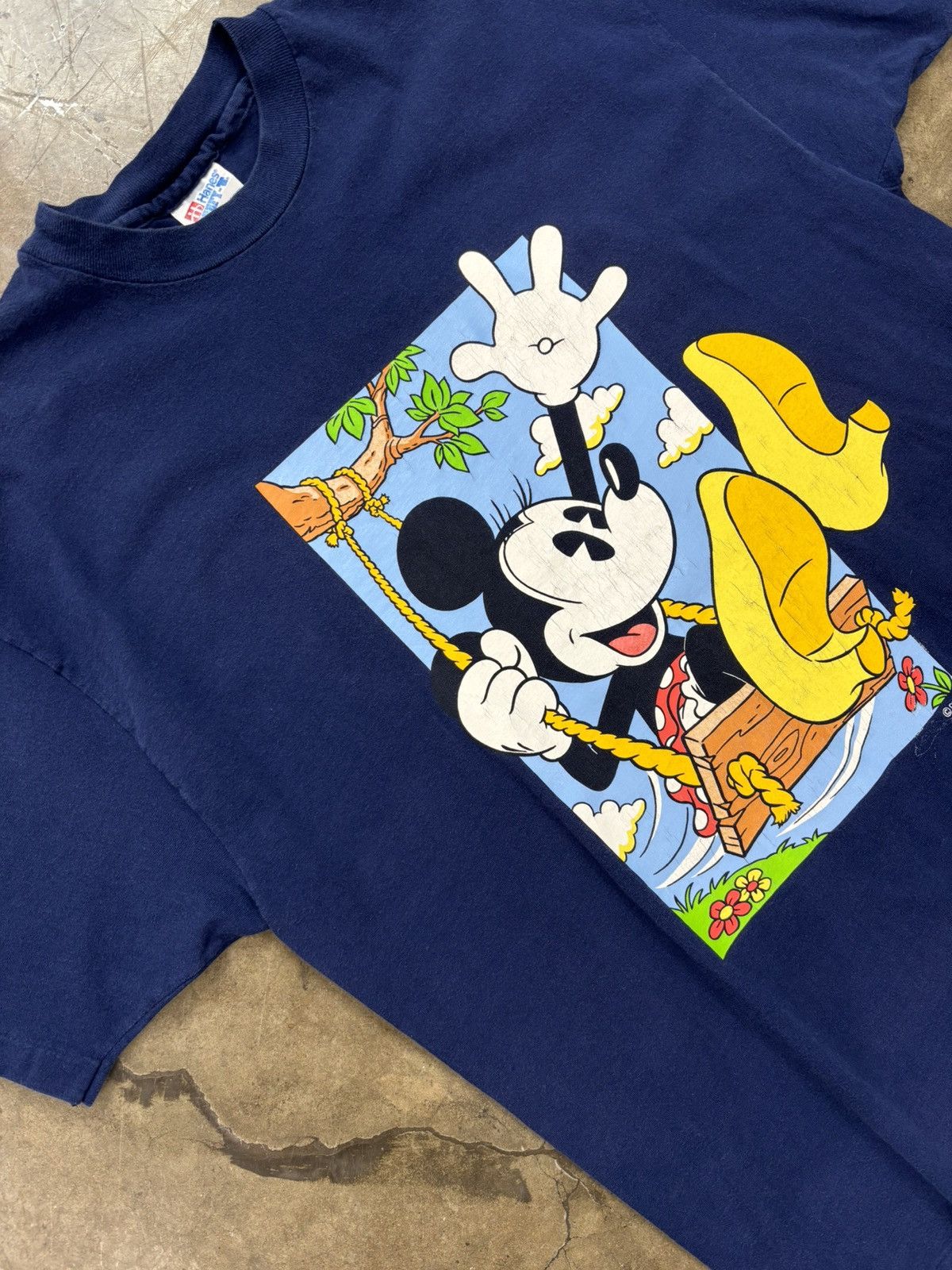 Disney × Vintage Vintage Disney Minnie Mouse Swinging Hanes Tag Tee XL Size US XL / EU 56 / 4 - 1 Thumbnail