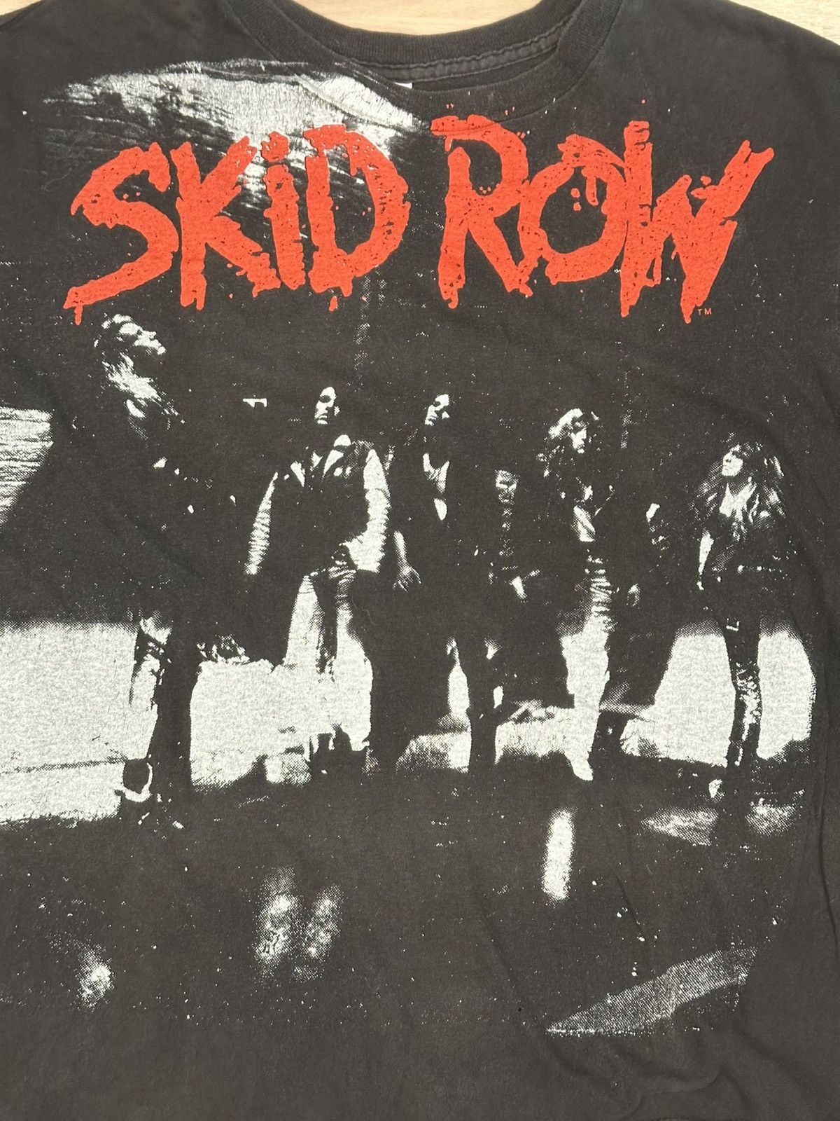 Band Tees Vintage 1989 Skid Row Makin a Mess of The US Tour Size Large Size US L / EU 52-54 / 3 - 2 Thumbnail